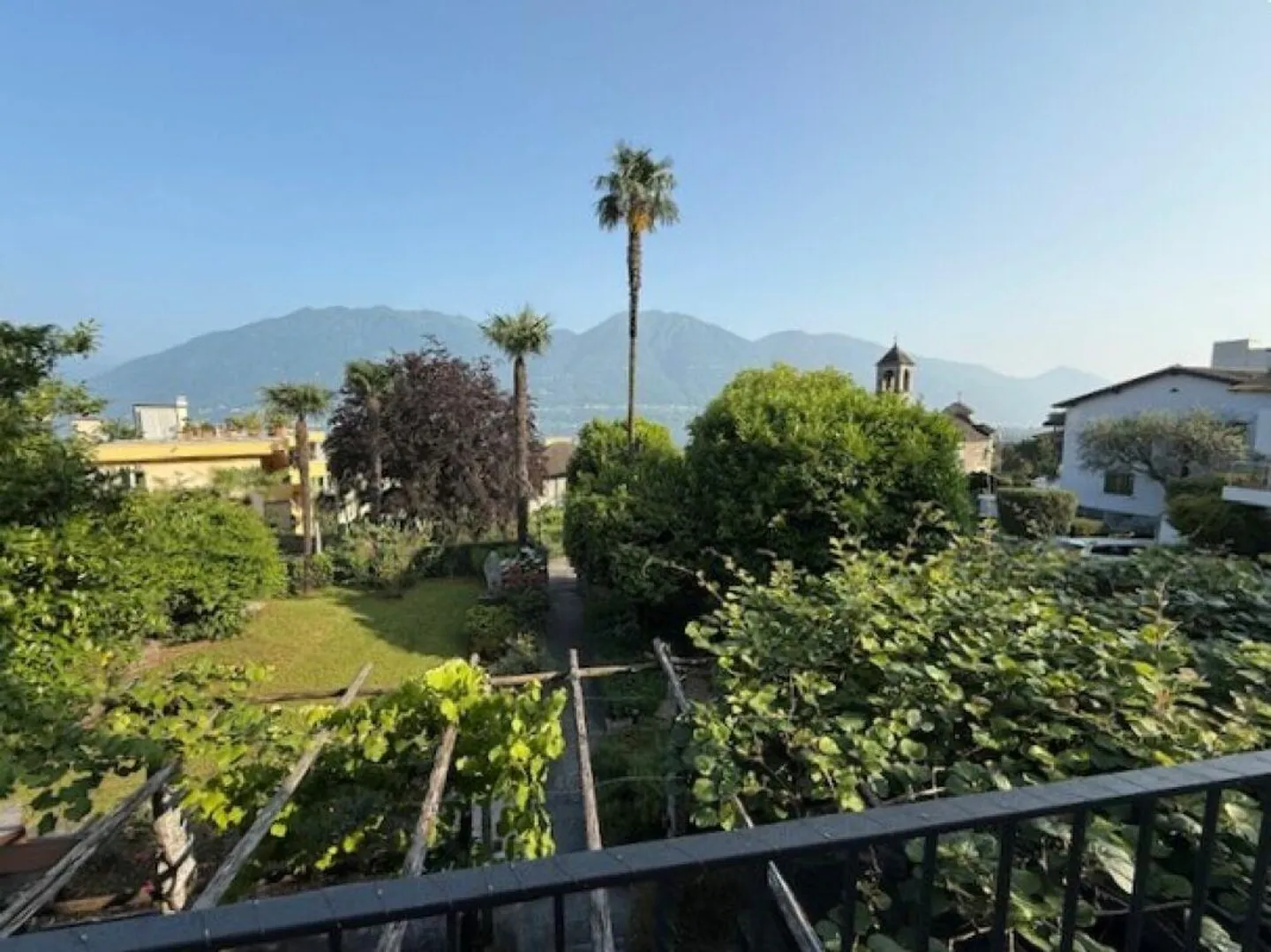 Appartement spacieux de 4,5 pièces avec vue sur le lac et les montagnes - Photo 3 sur 11