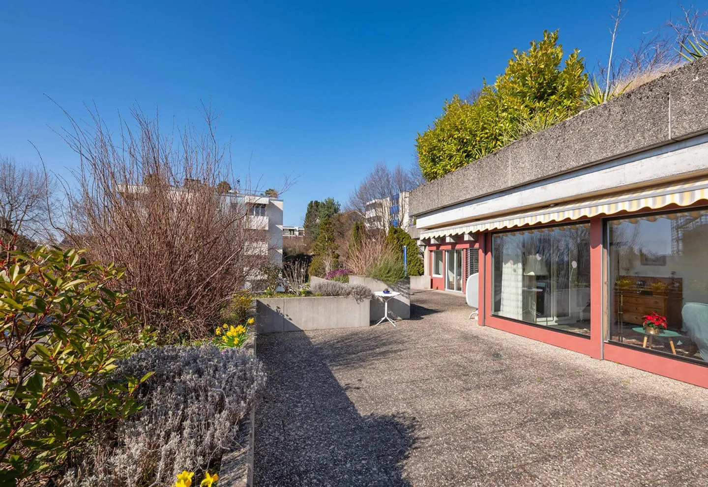 Living enjoyment with a view on one level - Photo 4 of 14