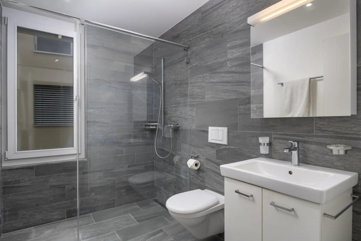 Moderne Wohnung in zentraler Lage - Foto 6 von 10