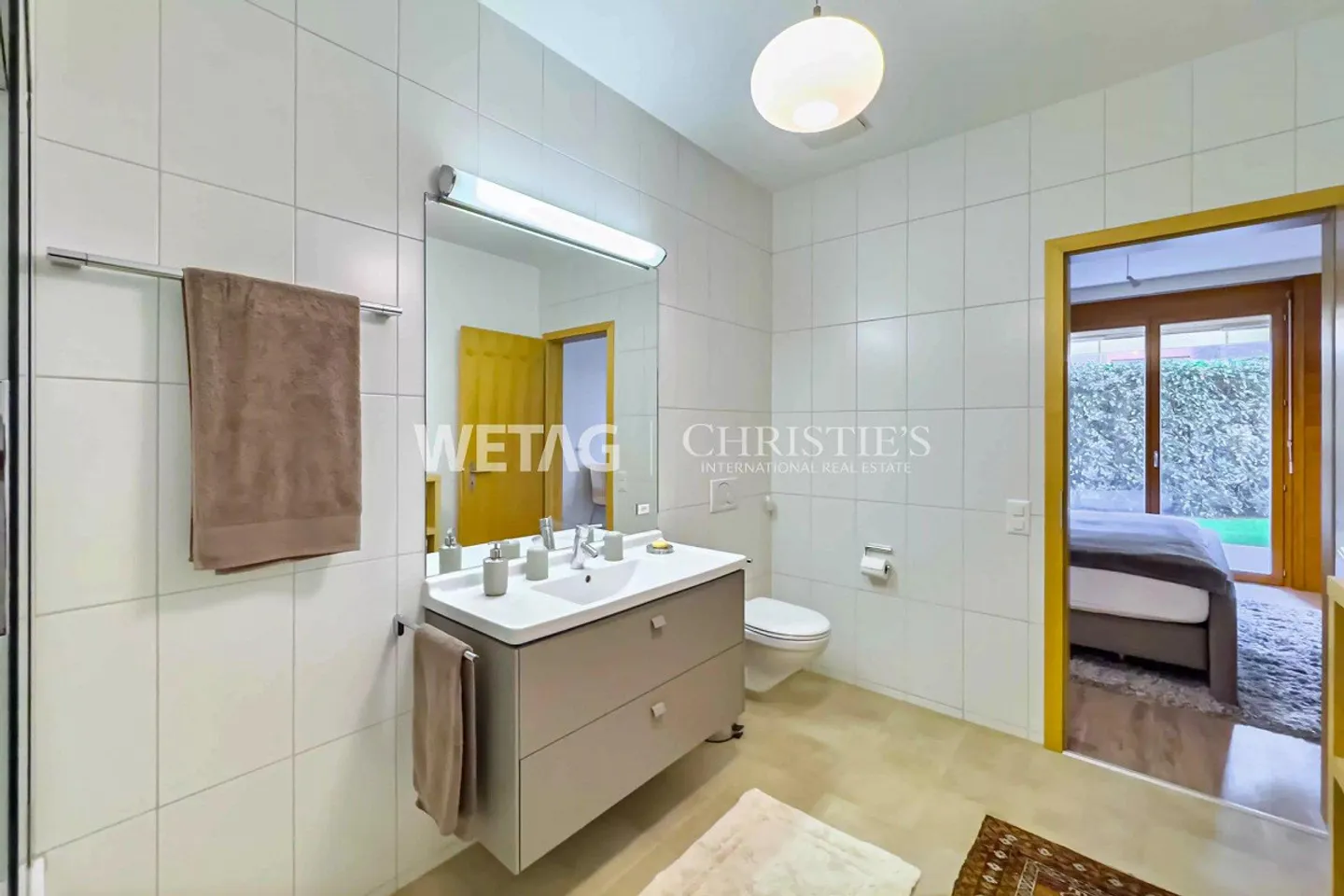 In the heart of Ascona, modern apartment with private garden for sale - Photo 7 of 13