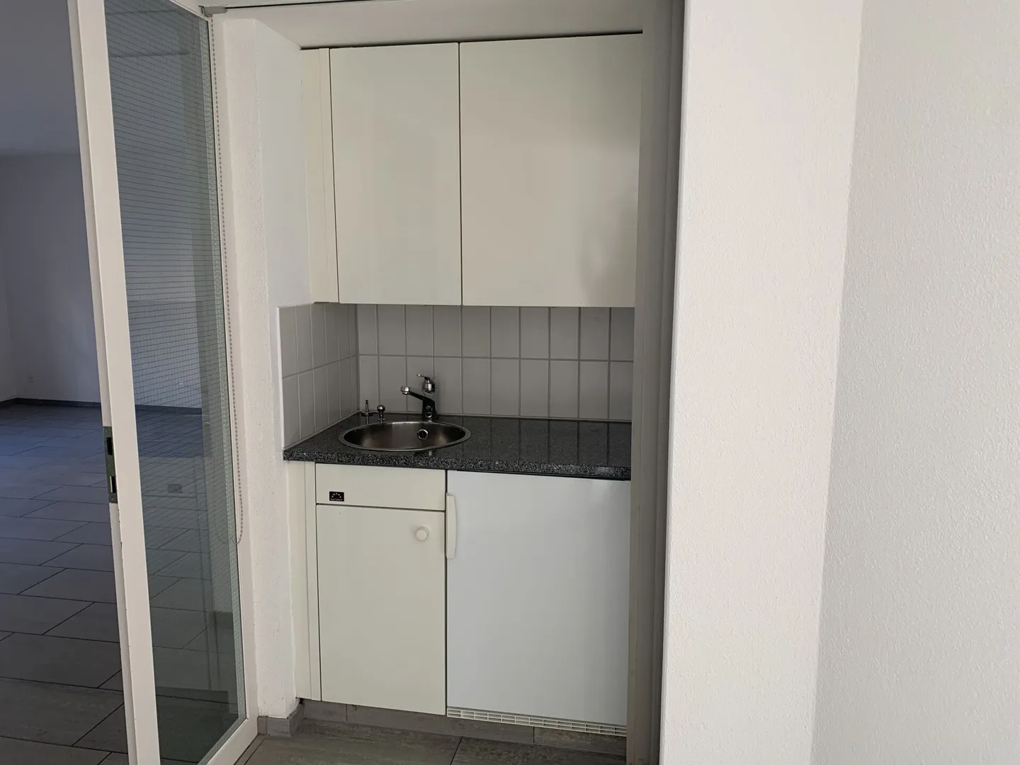 Büroräumlichkeiten im 2. Obergeschoss-flexibel nutzbar bis März 2027 - Foto 2 von 8