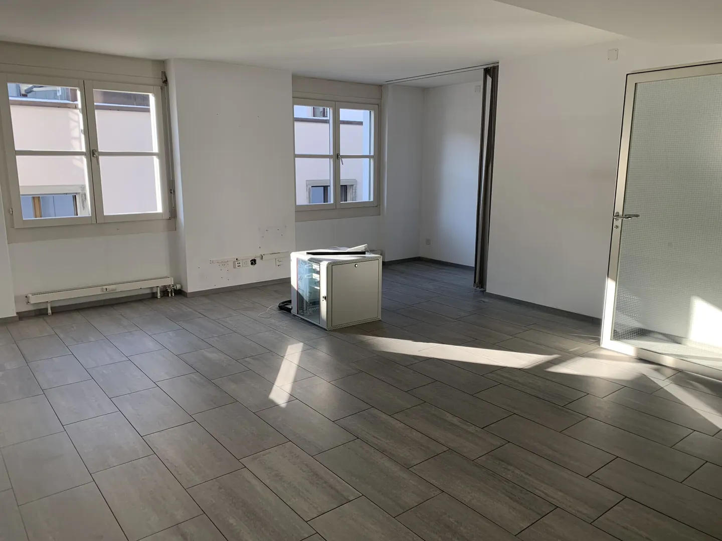 Büroräumlichkeiten im 2. Obergeschoss-flexibel nutzbar bis März 2027 - Foto 3 von 8