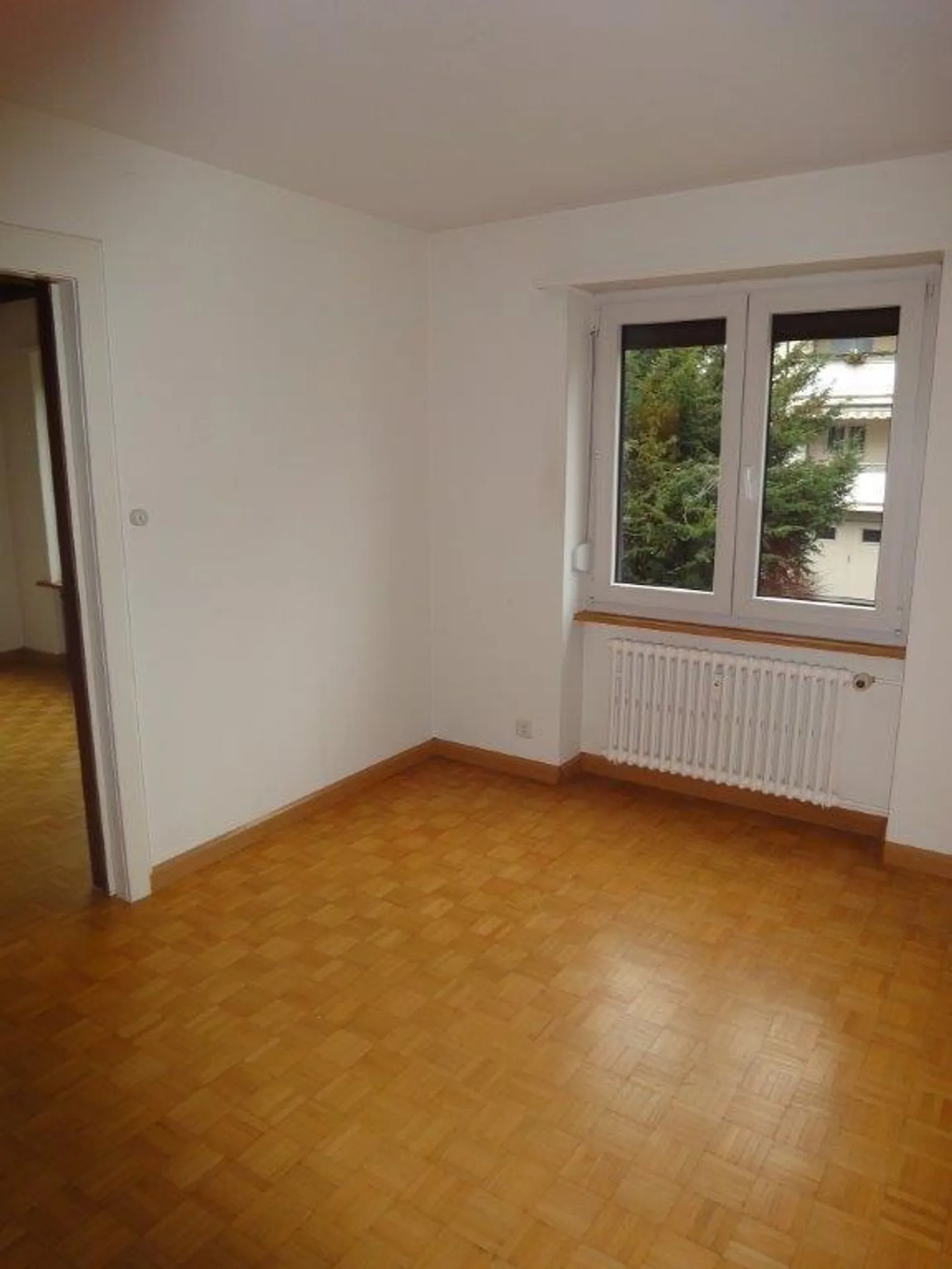 Casa solida in ottima posizione - Foto 8 di 12