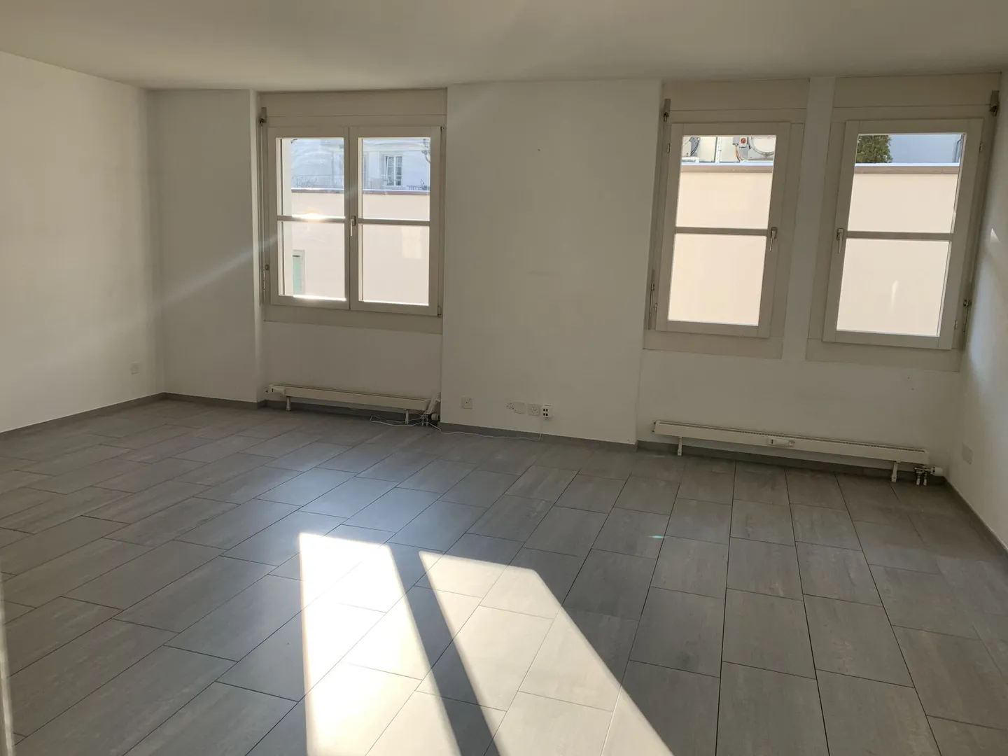 Büroräumlichkeiten im 2. Obergeschoss-flexibel nutzbar bis März 2027 - Foto 5 von 8