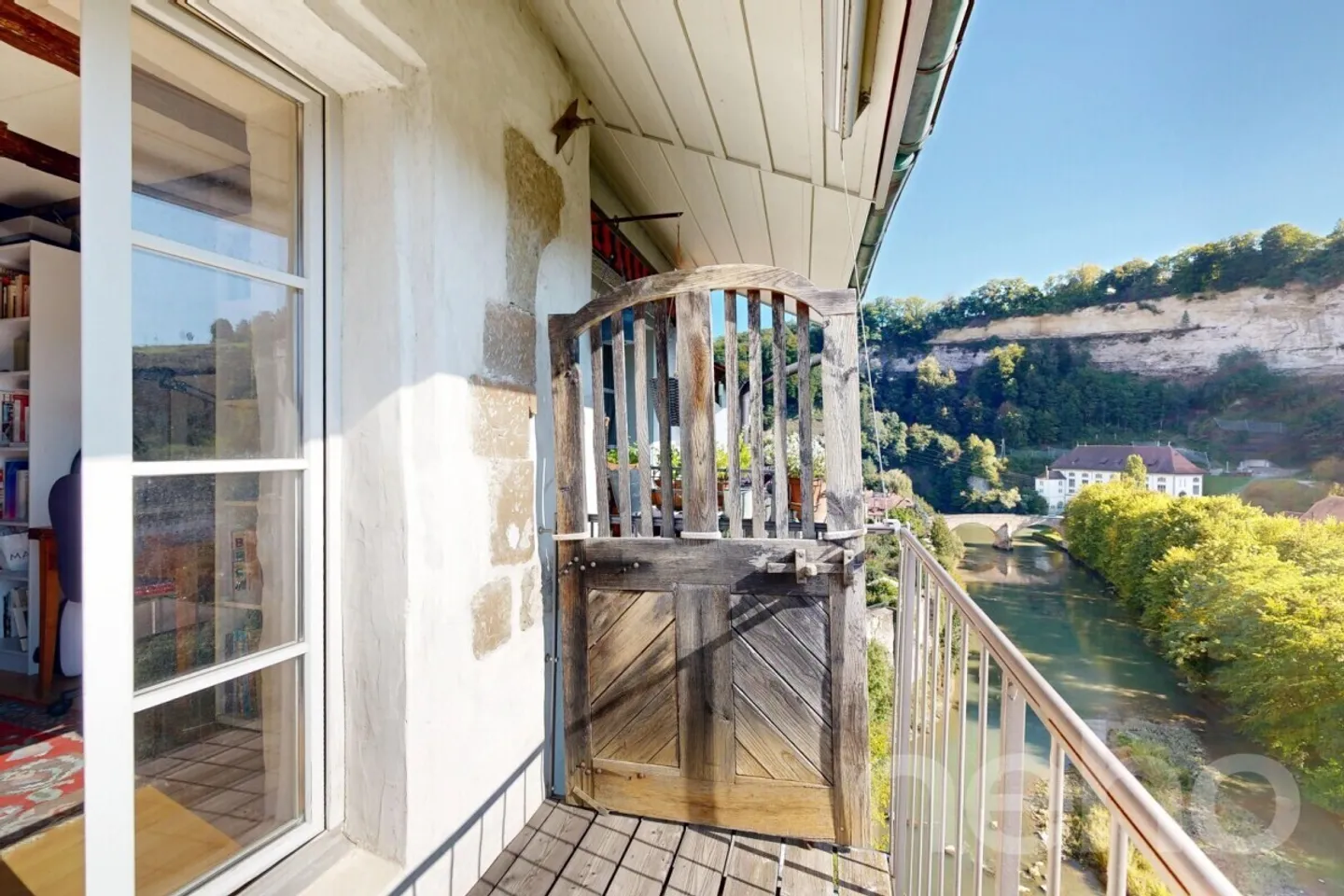 Rare historic house with stunning view of the Sarine - Photo 10 of 12