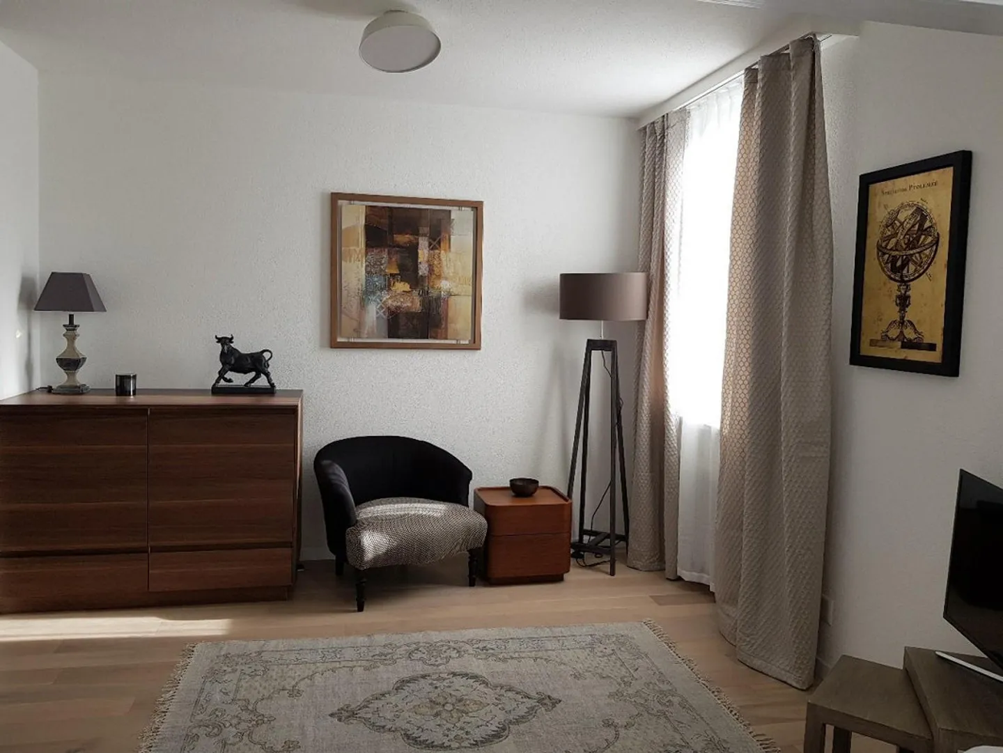 Studio arredato e servito - Foto 2 di 6