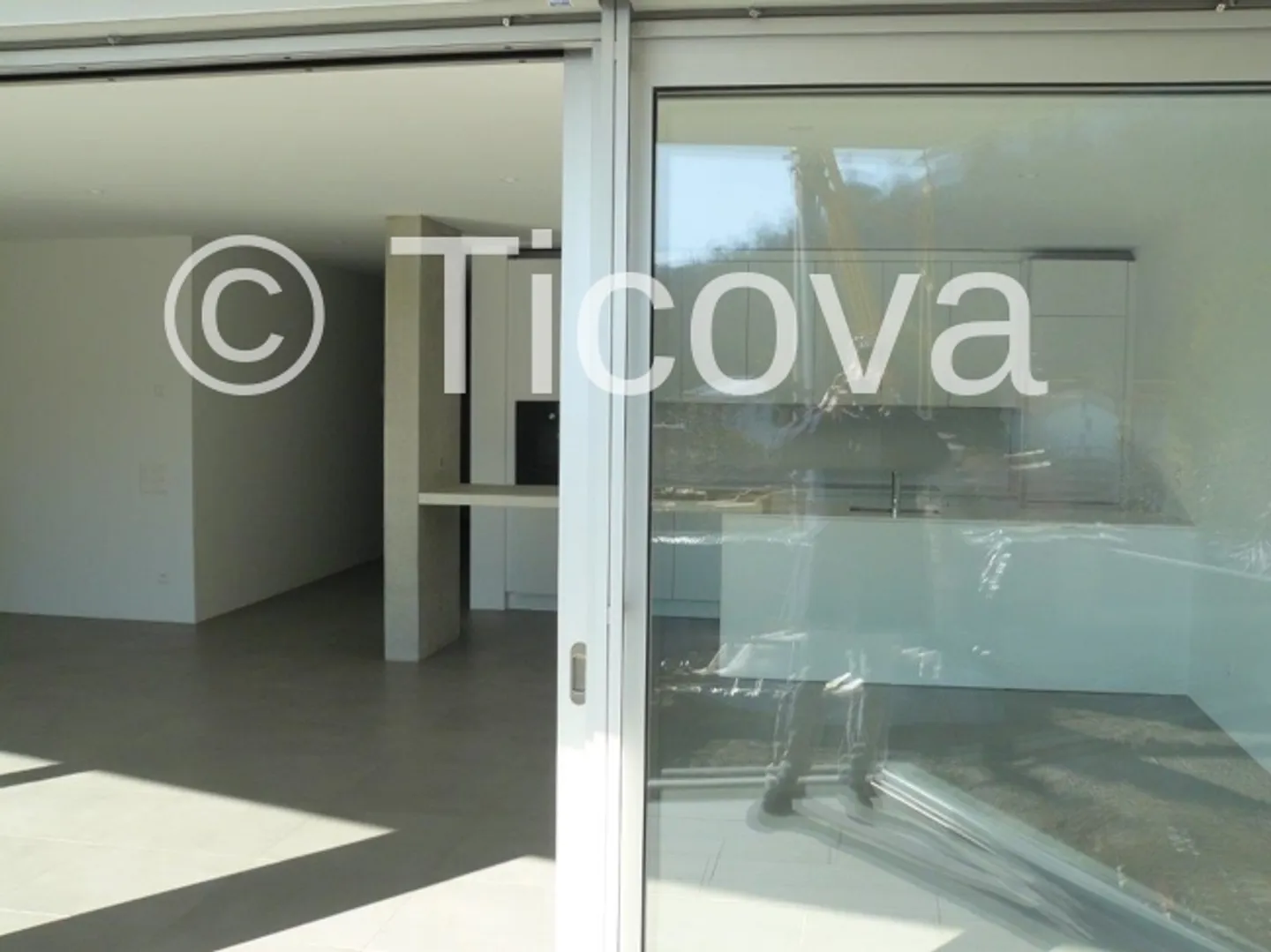 Appartamento di Lusso con Piscina - Foto 2 di 5