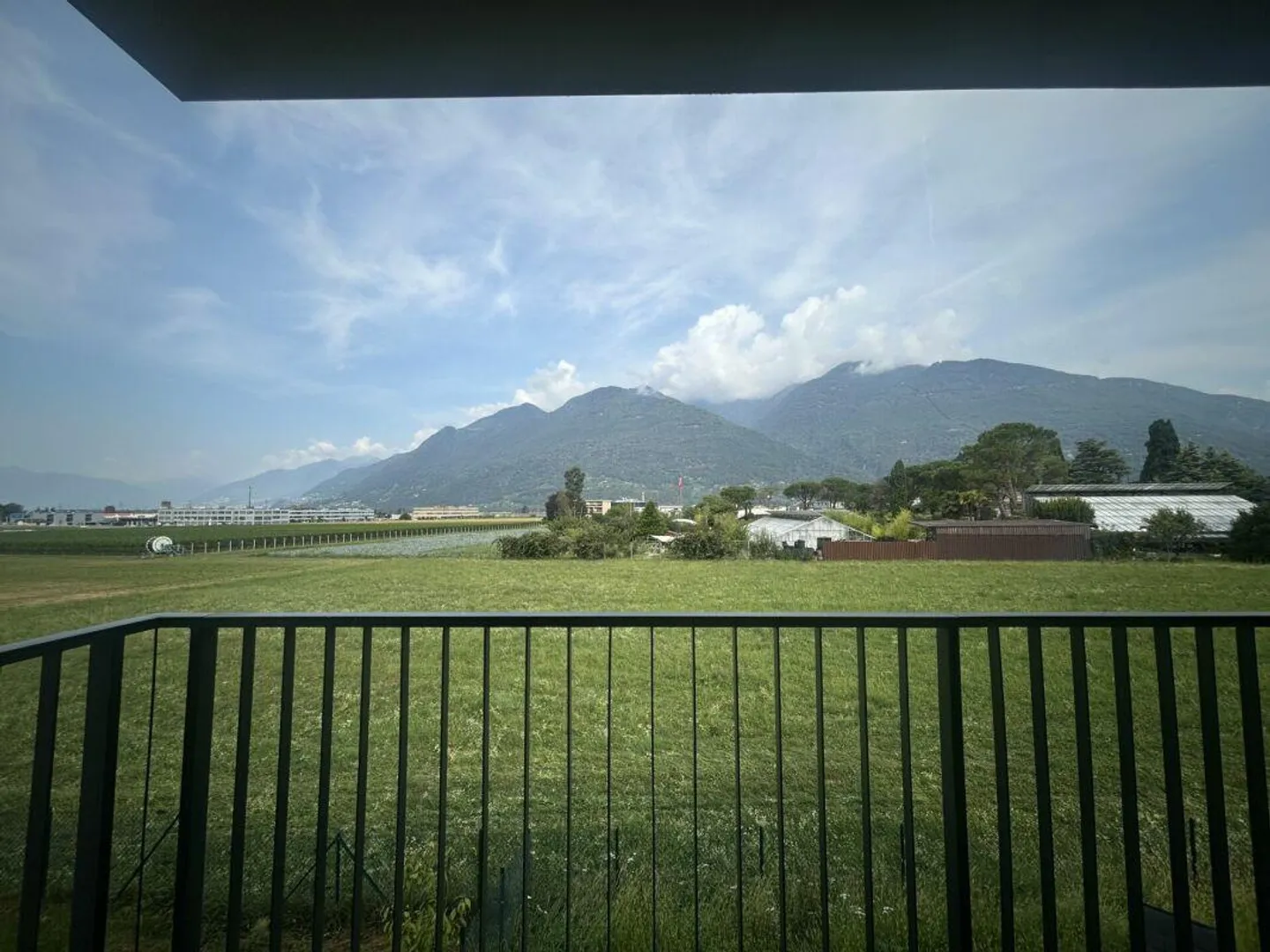Appartamento moderno con terrazza - Foto 6 di 6
