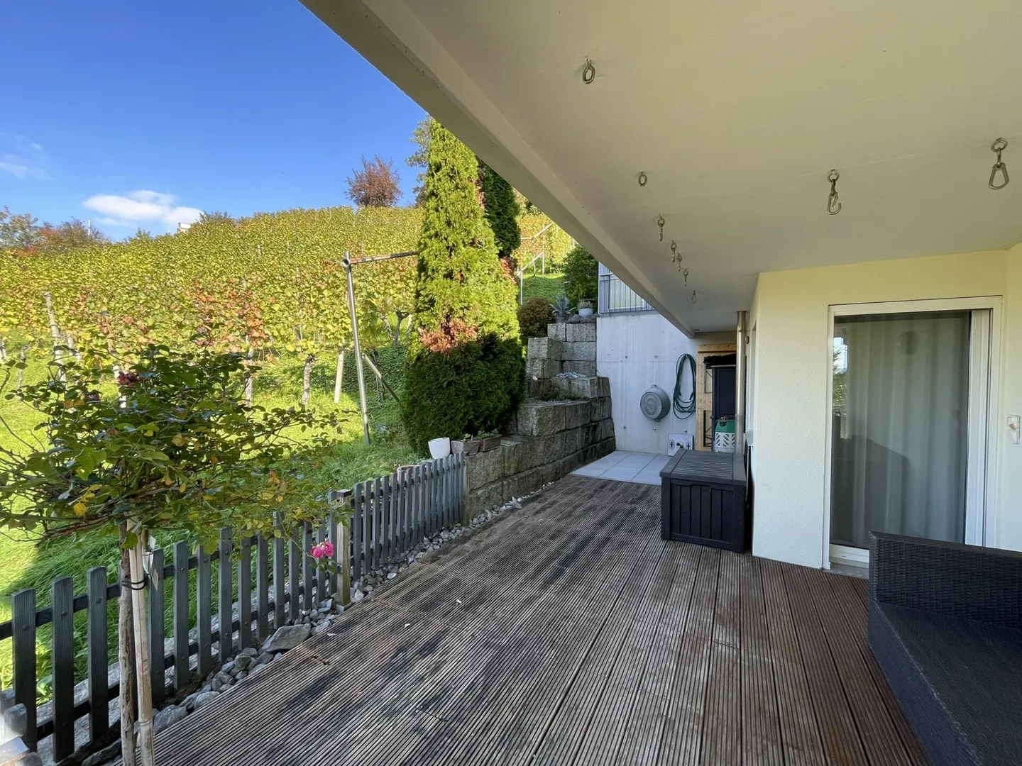 Vivre avec vue - Appartement terrasse ensoleillé de 4,5 pièces dans un emplacement central à Würenlingen - Photo 9 sur 9