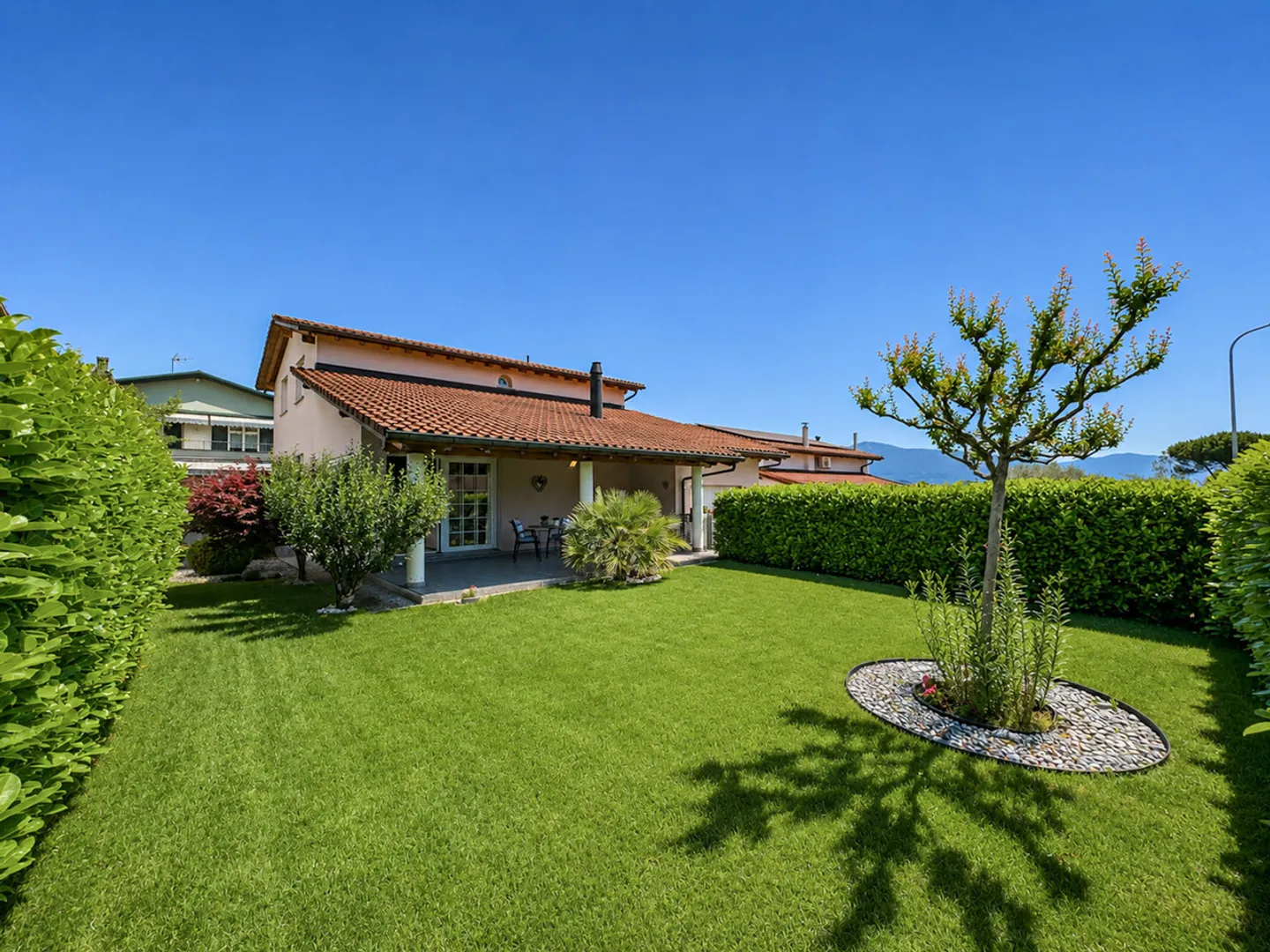 Single-family house with garden in Stabio - Photo 13 of 17