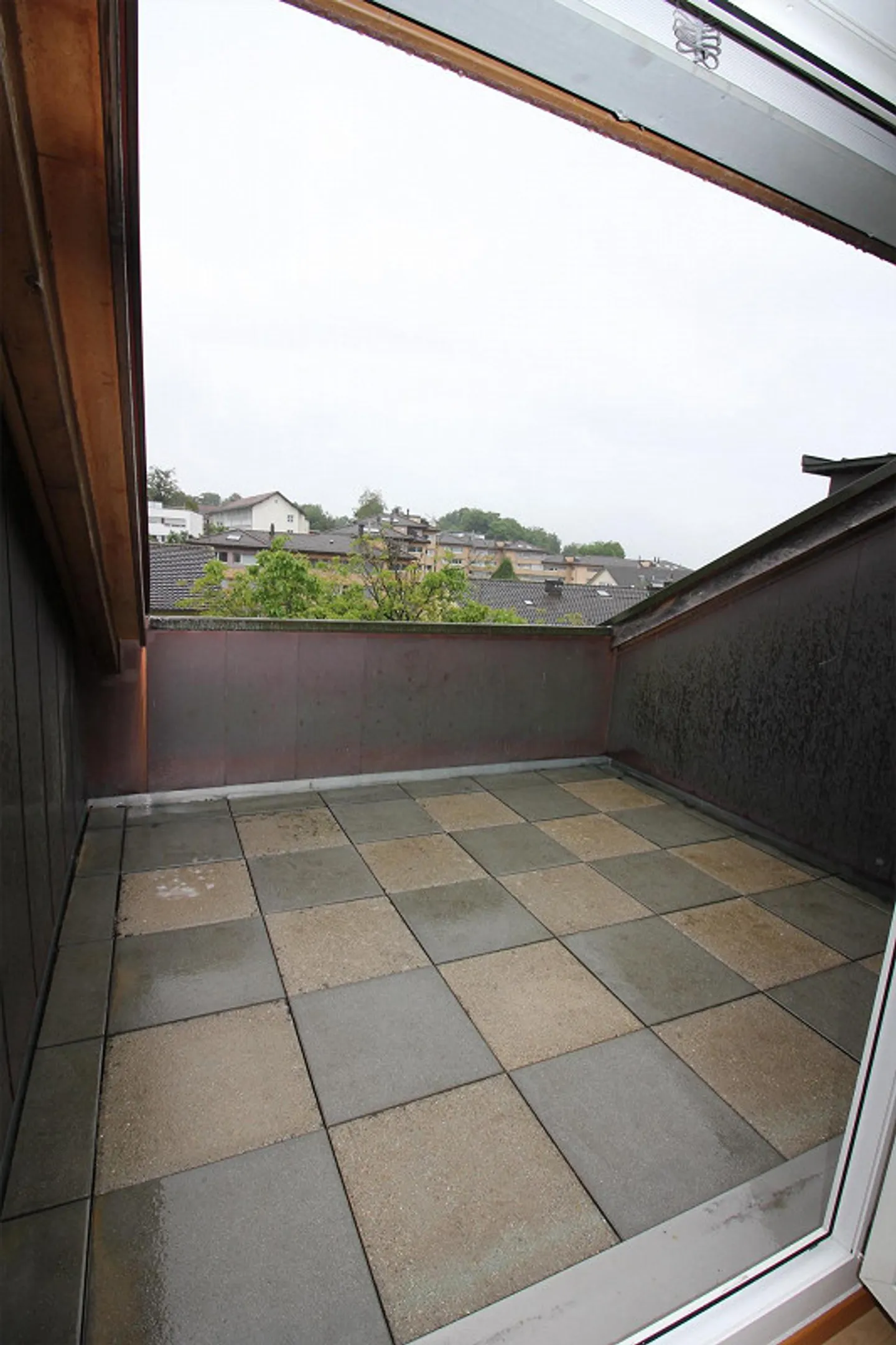 Appartement sous les toits - Photo 8 sur 8