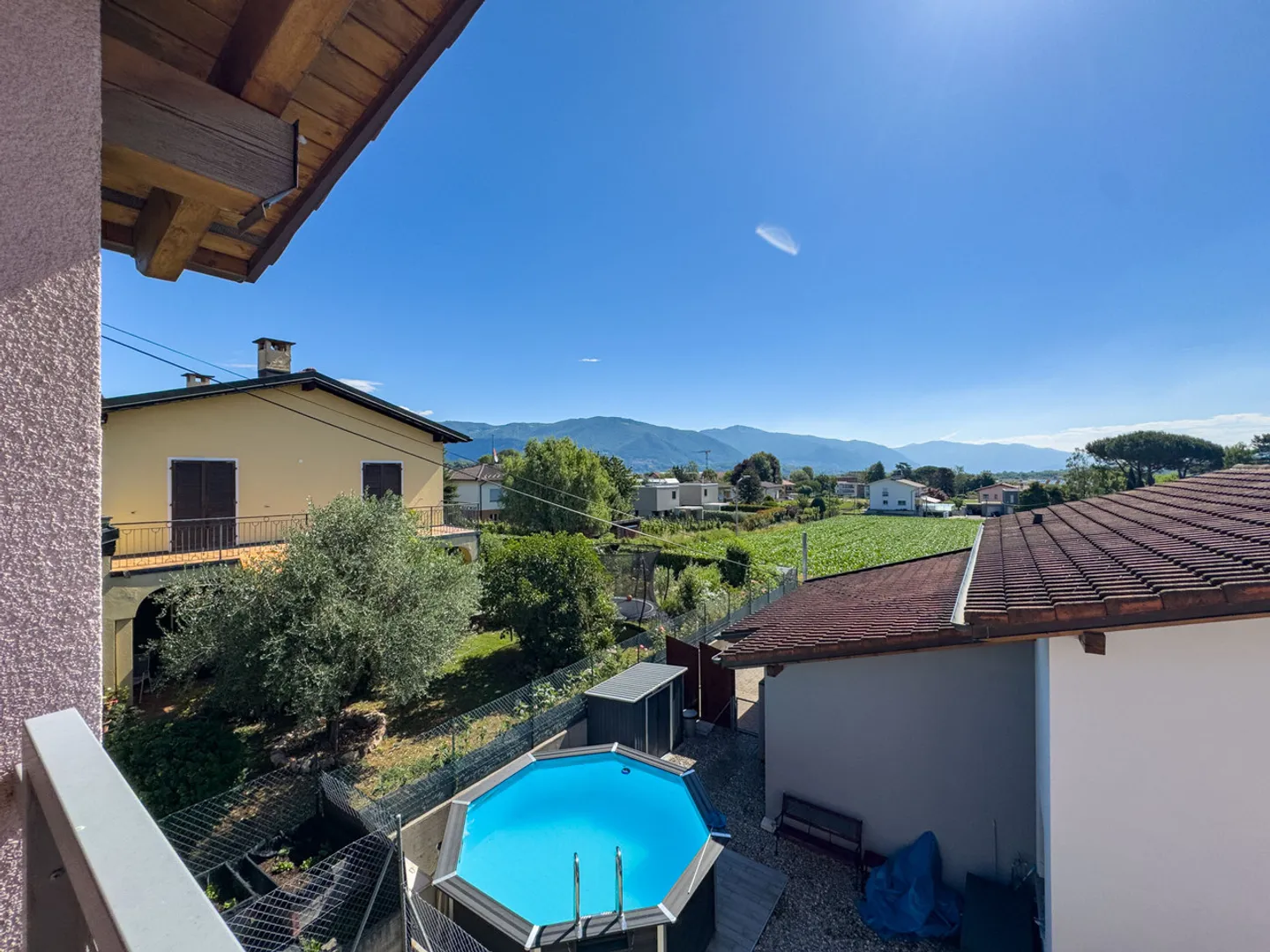 Single-family house with garden in Stabio - Photo 16 of 17