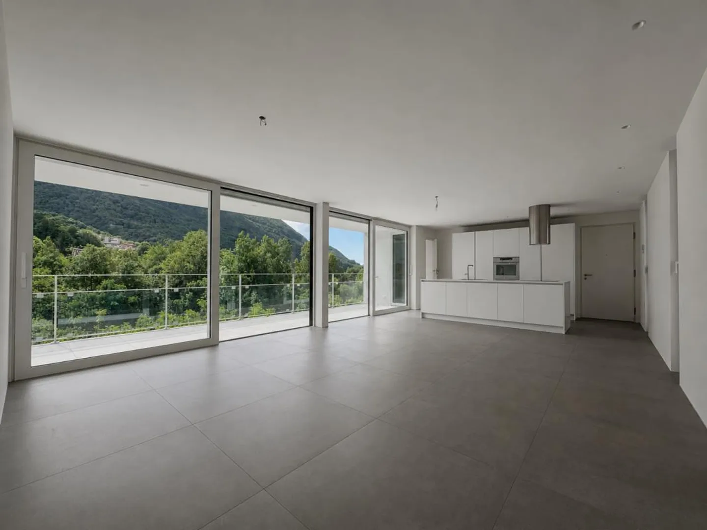 Wohnung mit Terrasse und herrlichem Blick auf Lugano und die Berge - Foto 1 von 4
