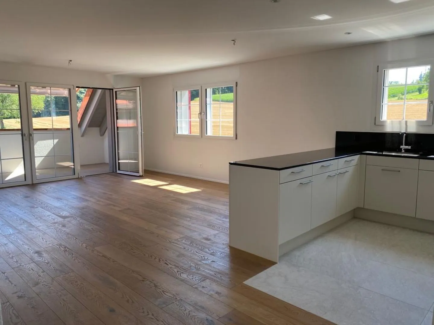 Modern 2.5-room apartment with high standard of construction in Nassenwil - Photo 3 of 8