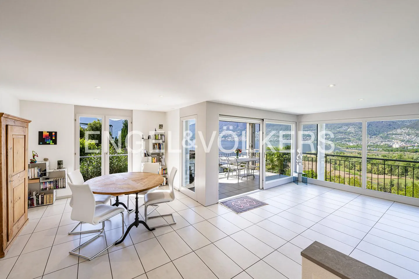 Pure Lake View – Your Panorama by the Lake (18) - Photo 1 of 10