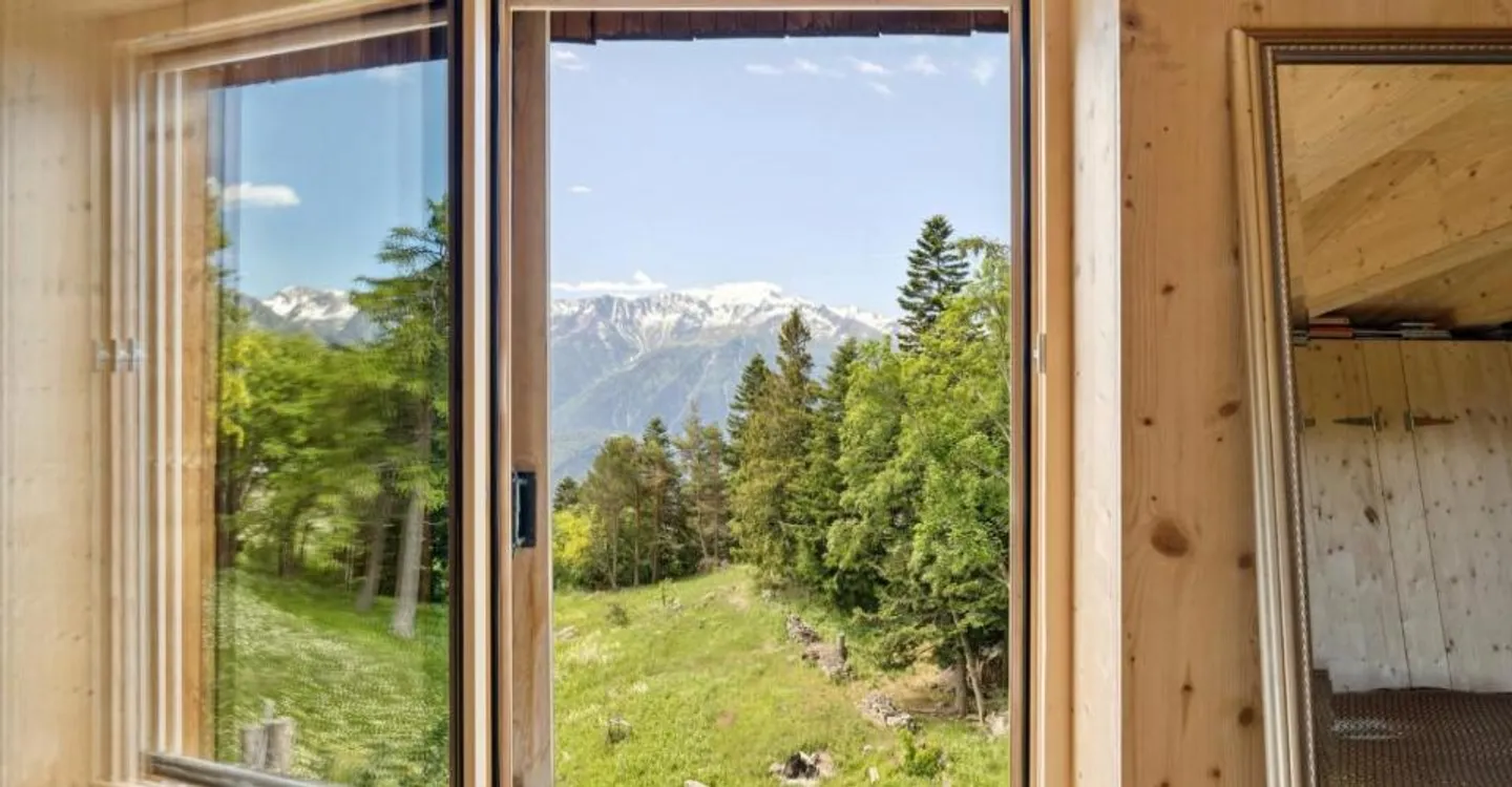 Individual chalet 3.5 rooms in the heart of Valais nature - Photo 5 of 13