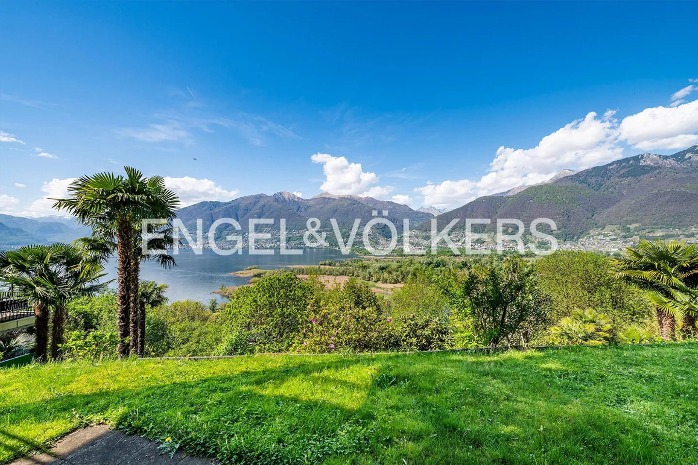 Pure Lake View – Your Panorama by the Lake (18) - Photo 2 of 10