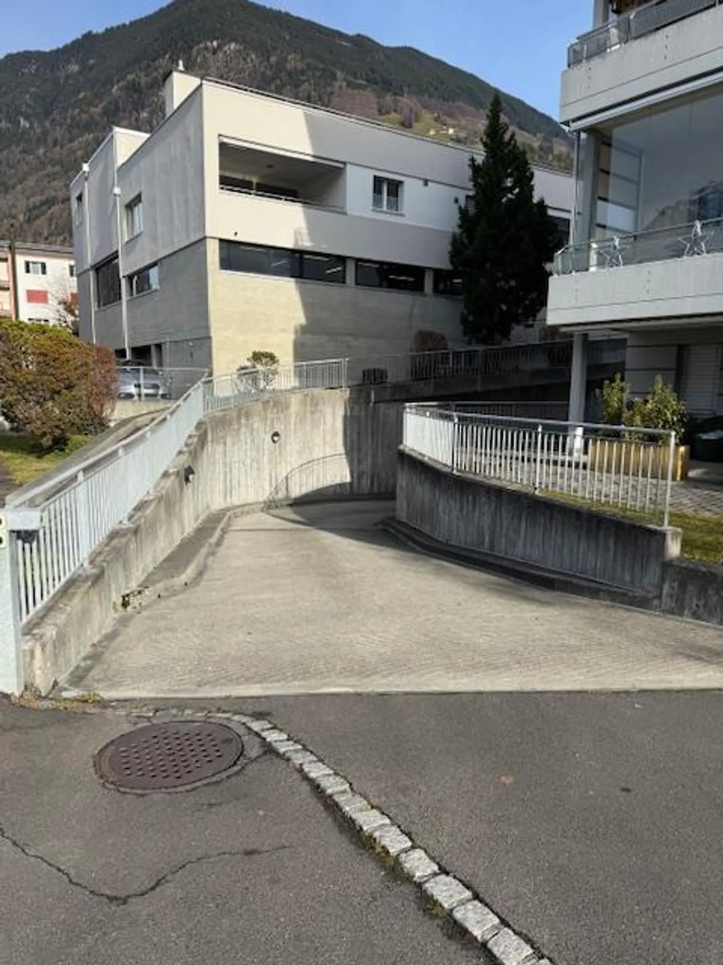Parking space in underground garage - Photo 1 of 4