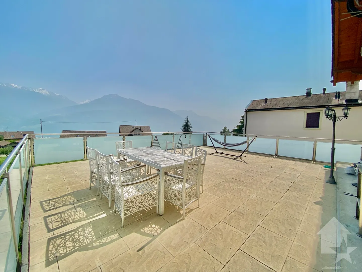 „Wunderschöne Penthouse-Wohnung mit 5,5 Zimmern und einer Terrasse von 56 m2!“ - Foto 2 von 21
