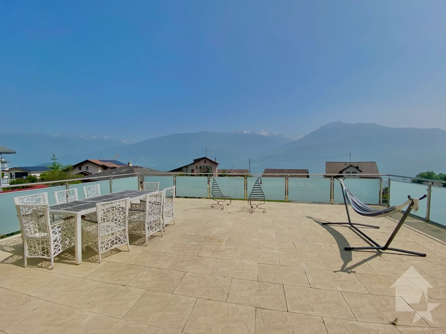 „Wunderschöne Penthouse-Wohnung mit 5,5 Zimmern und einer Terrasse von 56 m2!“ - Foto 3 von 21