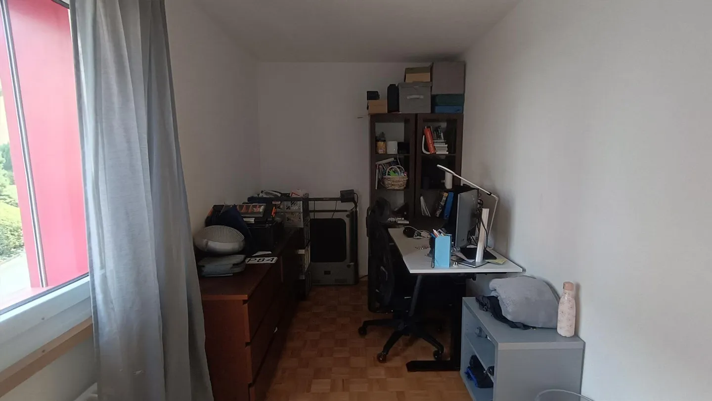 Bright 4.5-room apartment (76 m²) with south-facing balcony - Photo 6 of 12