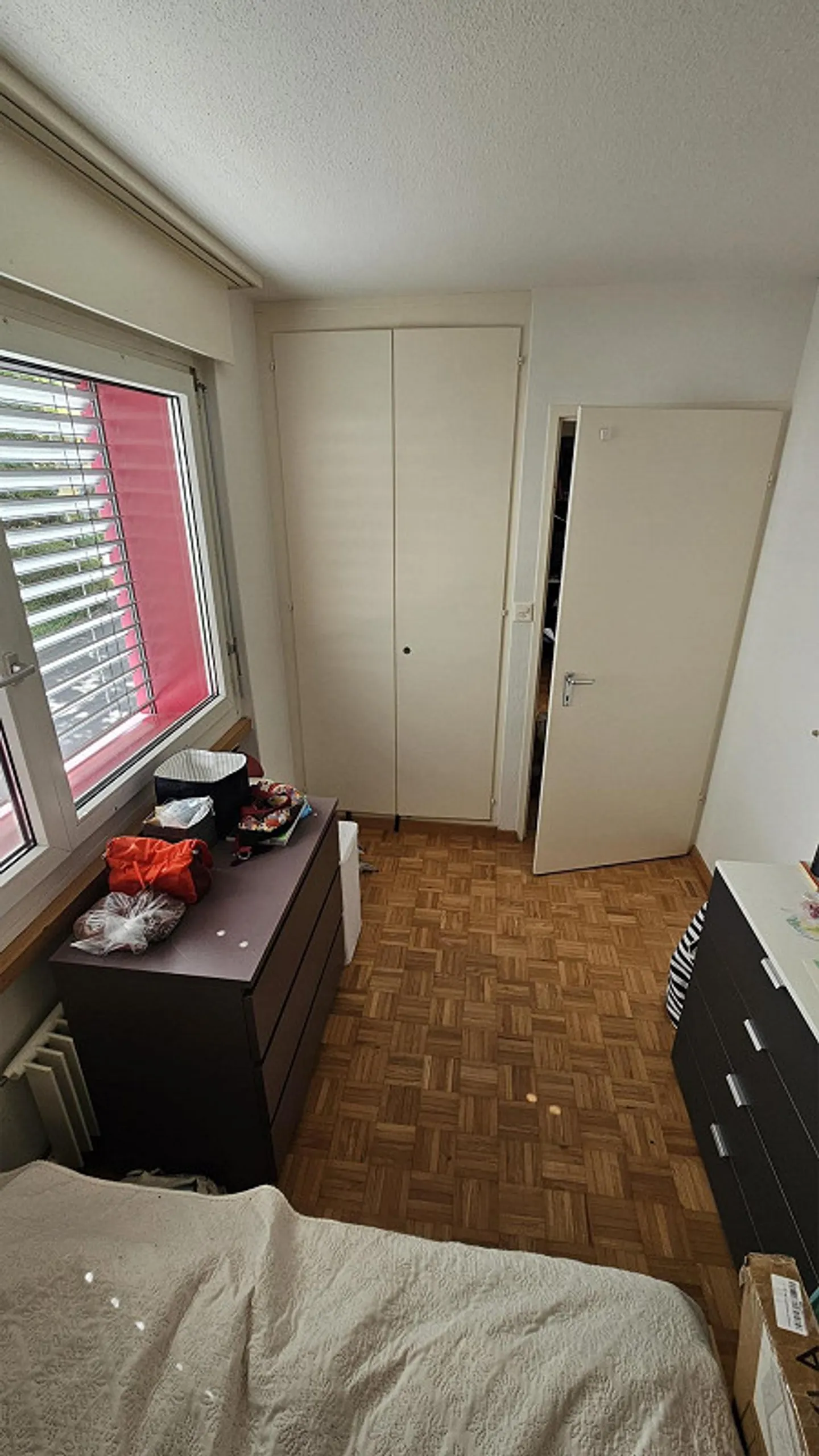 Bright 4.5-room apartment (76 m²) with south-facing balcony - Photo 8 of 12