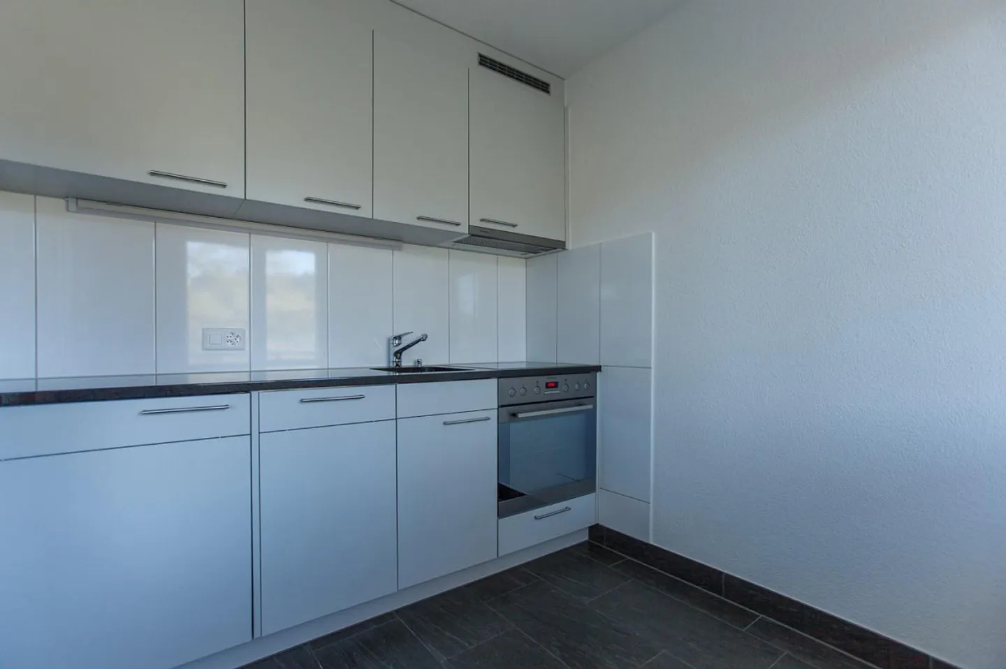Belle appartement de 2 pièces en location calme - Photo 2 sur 11