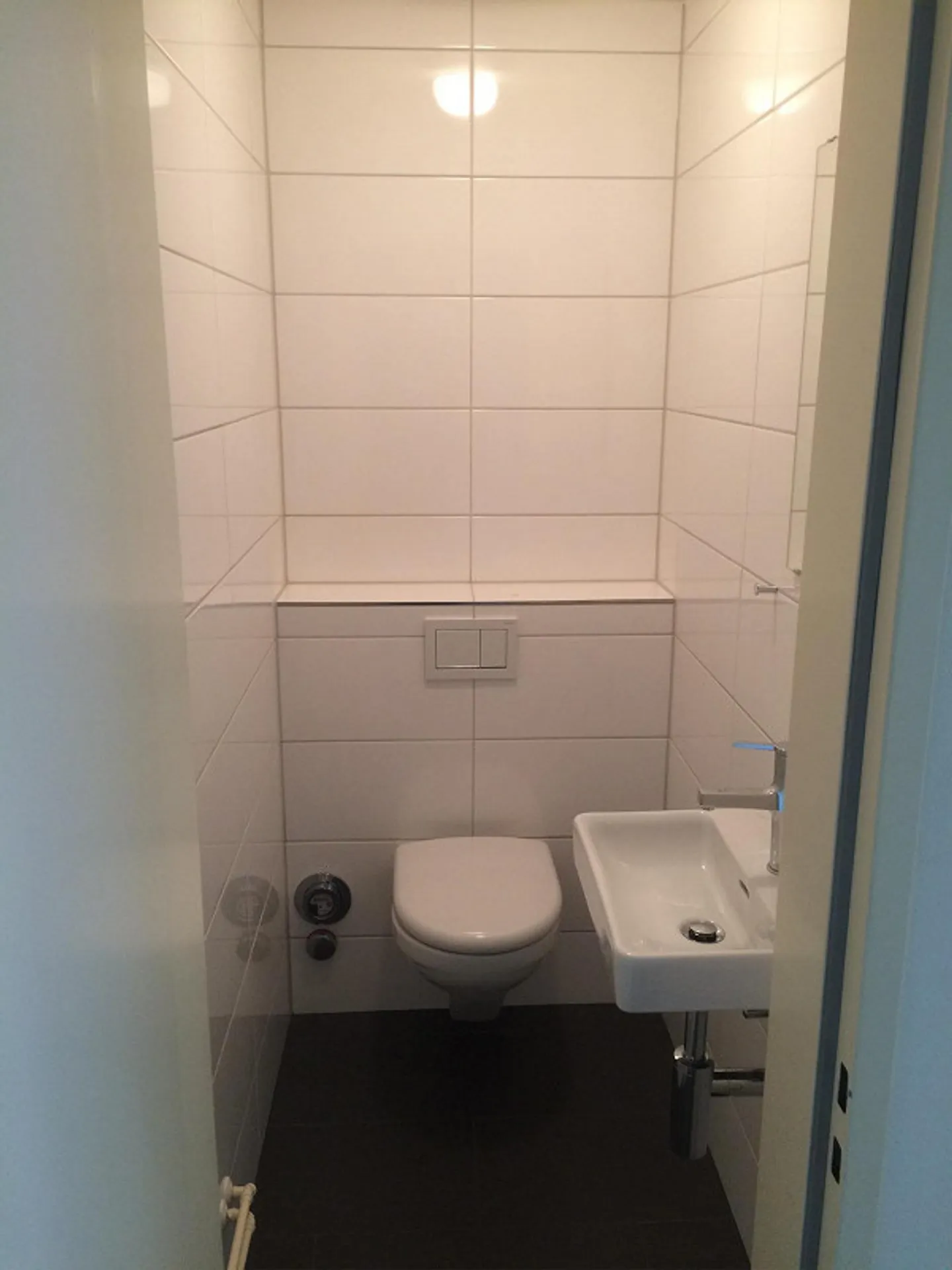 3.5 Room Apartment in the Best Rhine Location in Basel - Photo 6 of 9