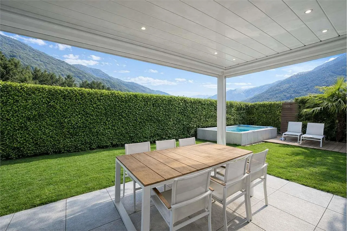 Elegantes 5-Zimmer-Apartement mit privatem Garten in Bironico - Foto 1 von 13