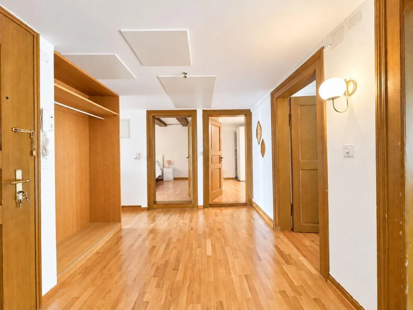 Appartement spacieux dans la vieille ville avec beaucoup de charme et grande terrasse - Photo 7 sur 9
