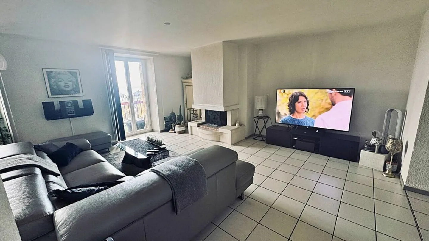 Appartement spacieux avec vue sur le lac - Photo 6 sur 24