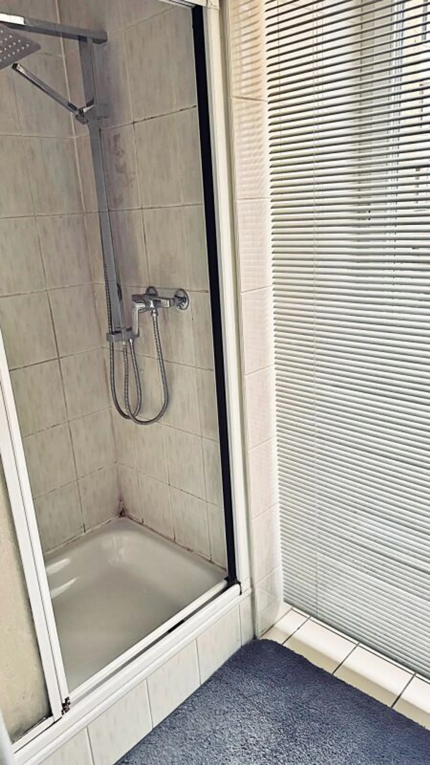 Appartement spacieux avec vue sur le lac - Photo 17 sur 24