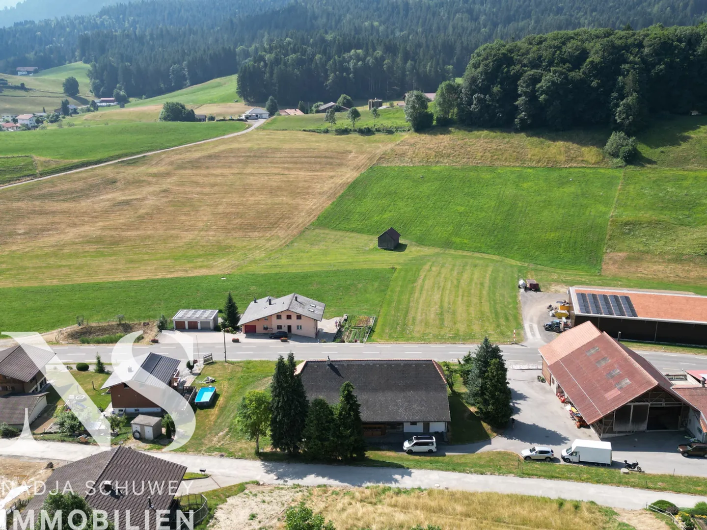 Fascino e spazio nell'ex fattoria con possibilità di ampliamento - Foto 19 di 23