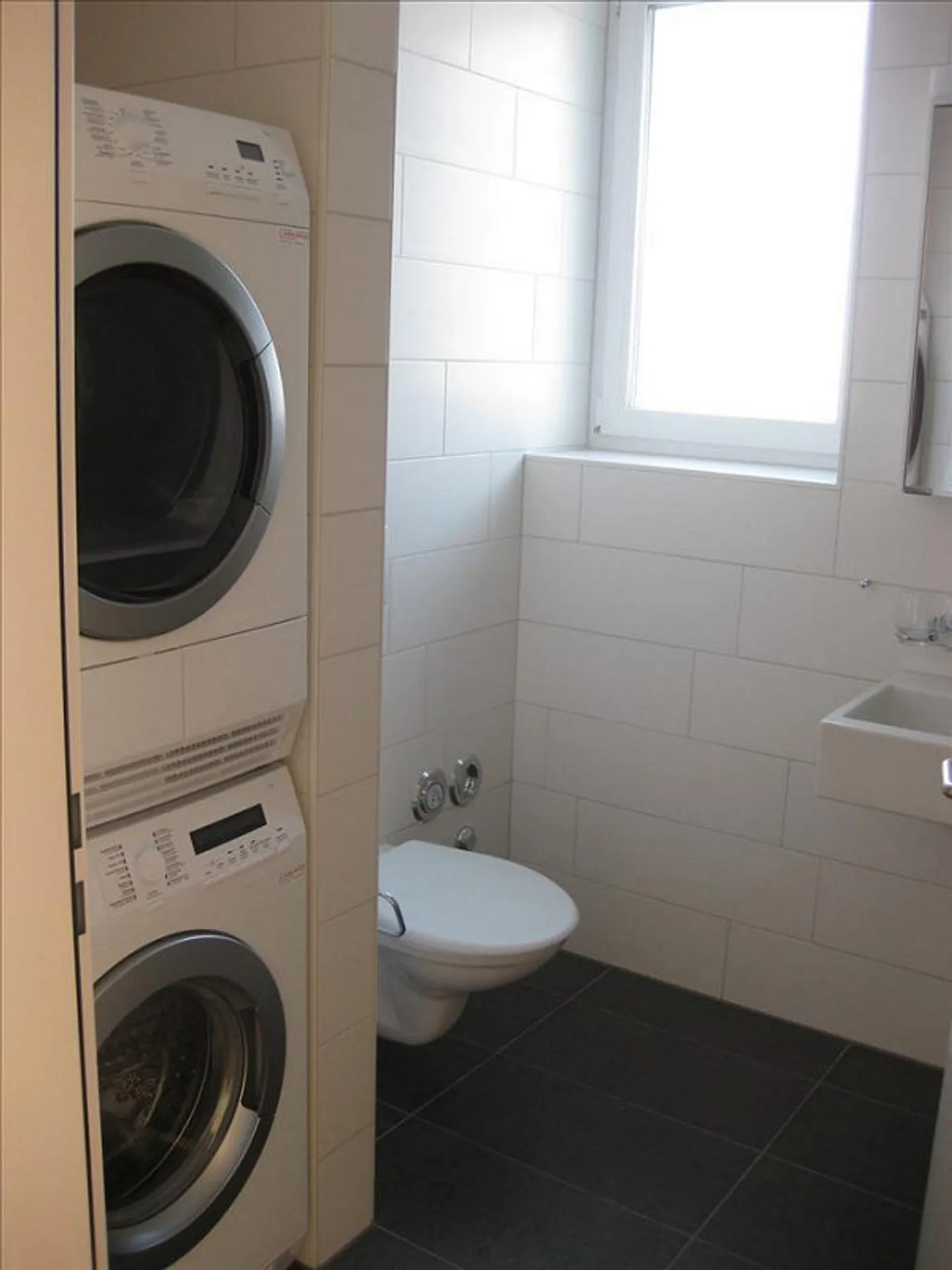 Vivere tranquillo vicino al ruscello - Affittare senza deposito - Foto 3 di 3