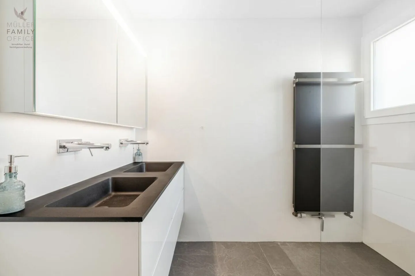Una casa per fiorire - Casa unifamiliare angolare adatta alle famiglie - Foto 12 di 13