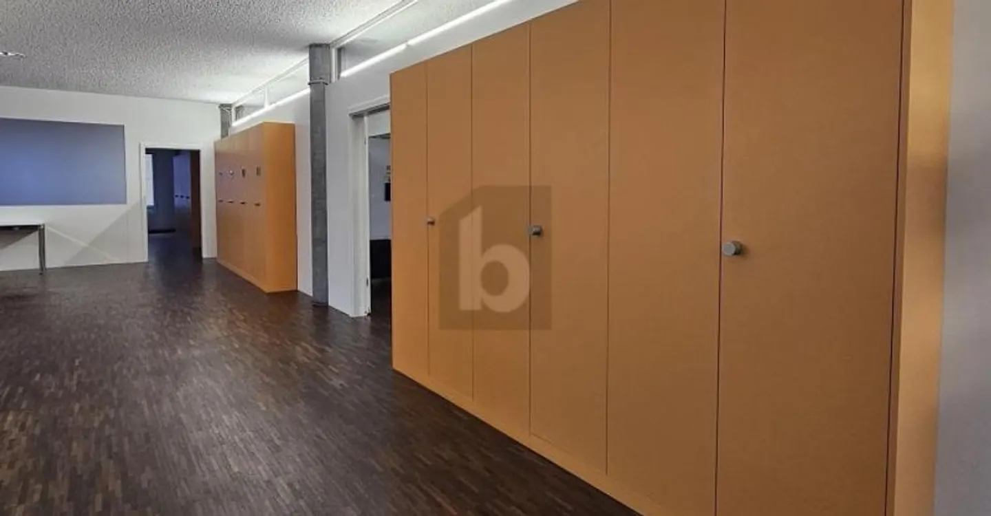 MODERN WORKSPACE WITH TERRACE - Photo 3 of 5