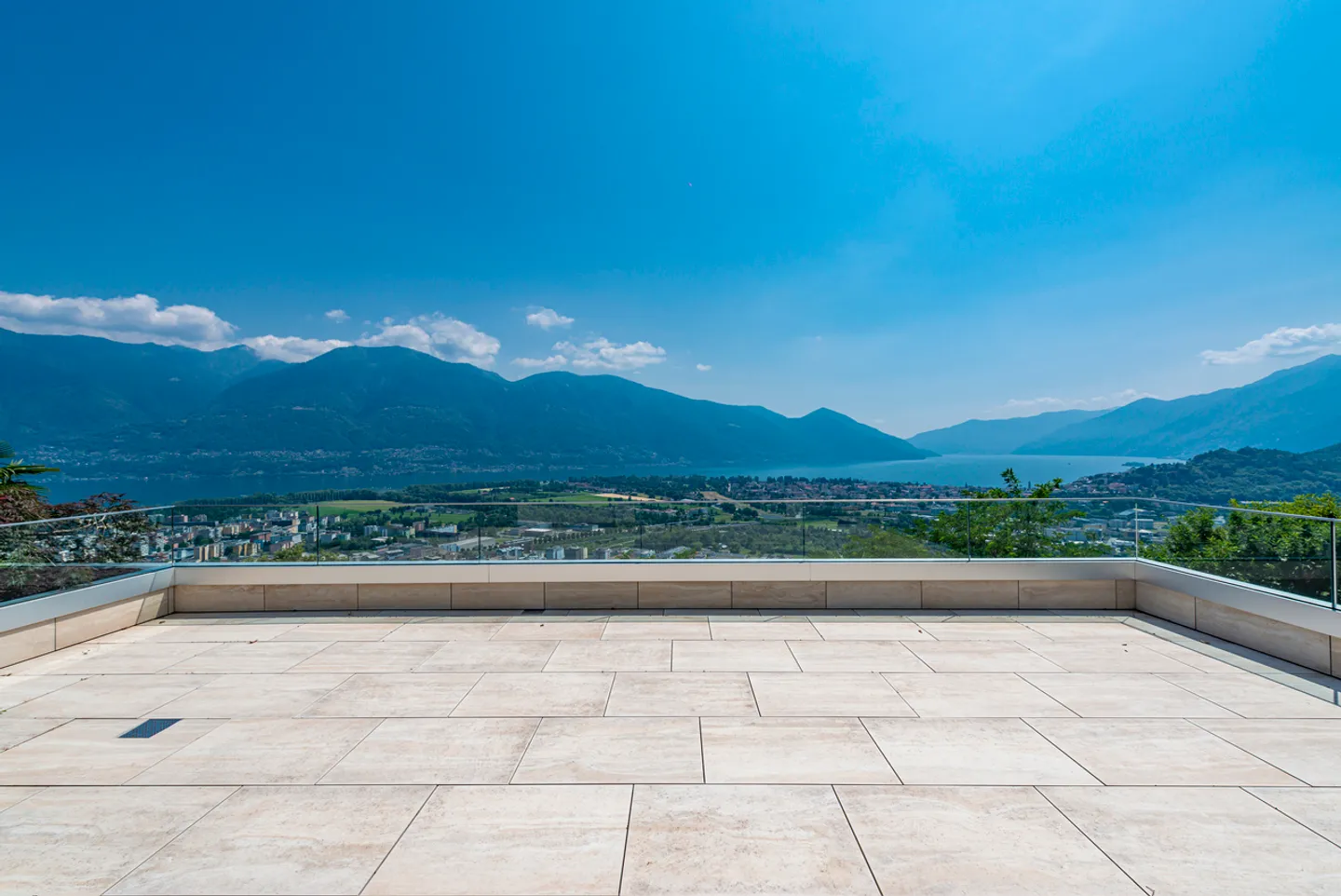 Appartement de Luxe avec Jardin - Photo 10 sur 18