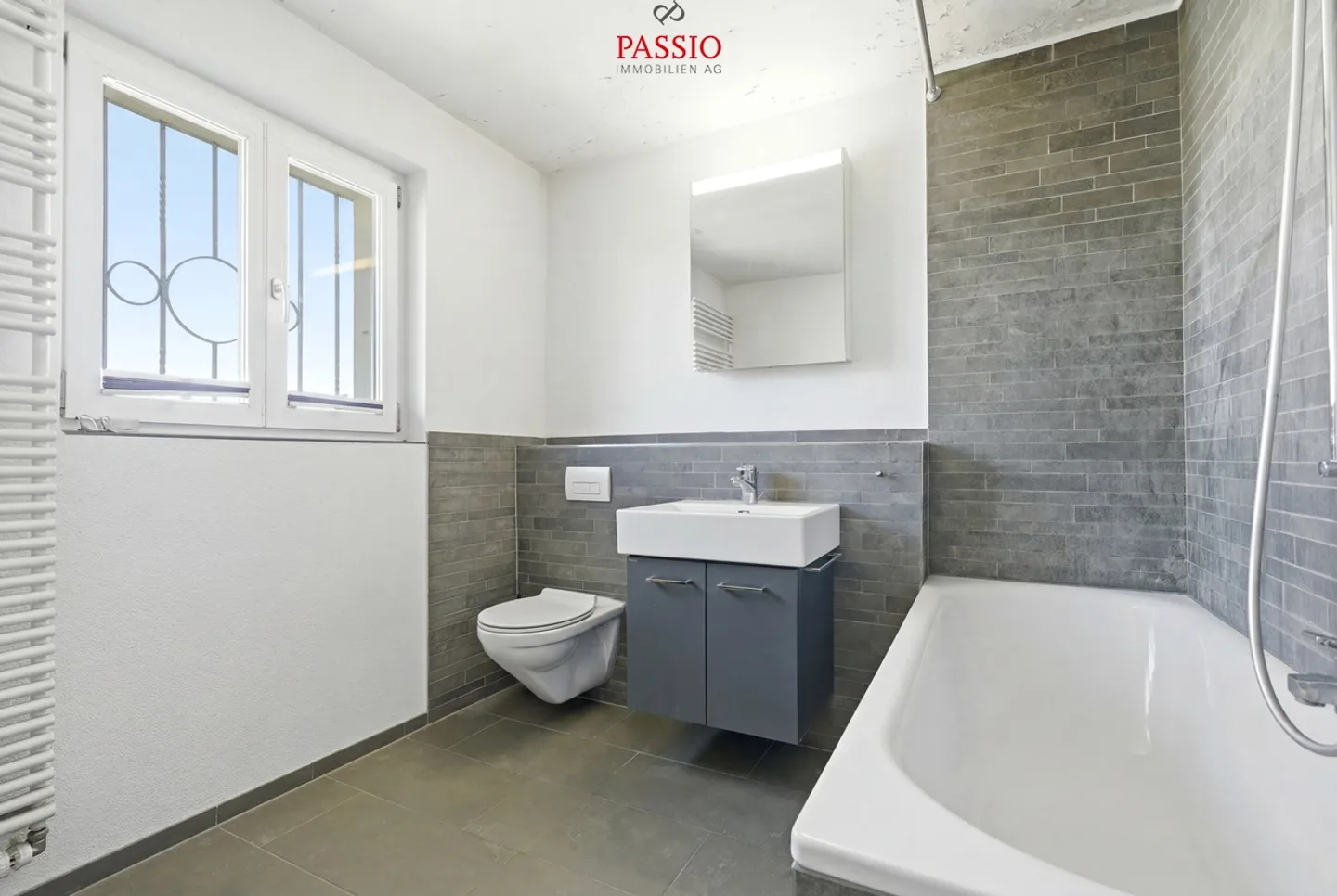 Charmante maison familiale jumelée avec jardin et potentiel d'extension - Photo 23 sur 37