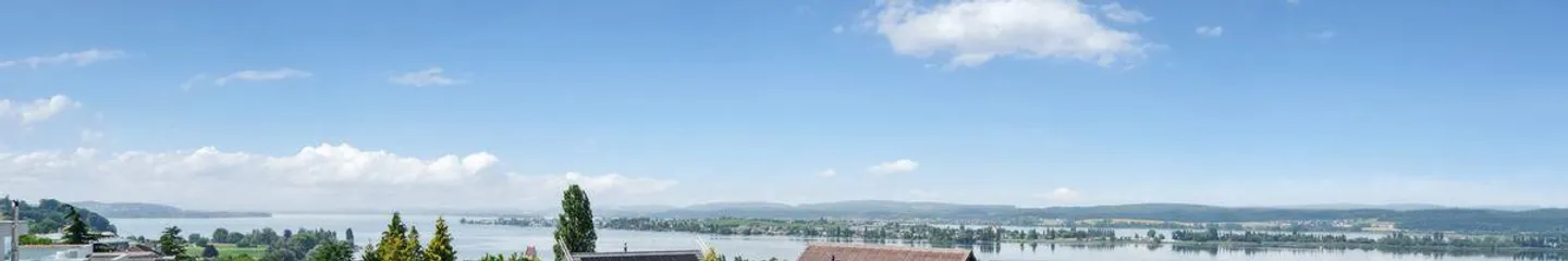 Exklusive Villa an exponierter Lage mit Seesicht trifft erlesenes W... - Foto 3 von 9