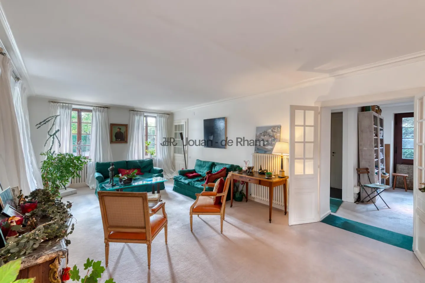 Elegant character house in the heart of the Geneva countryside - Photo 7 of 12