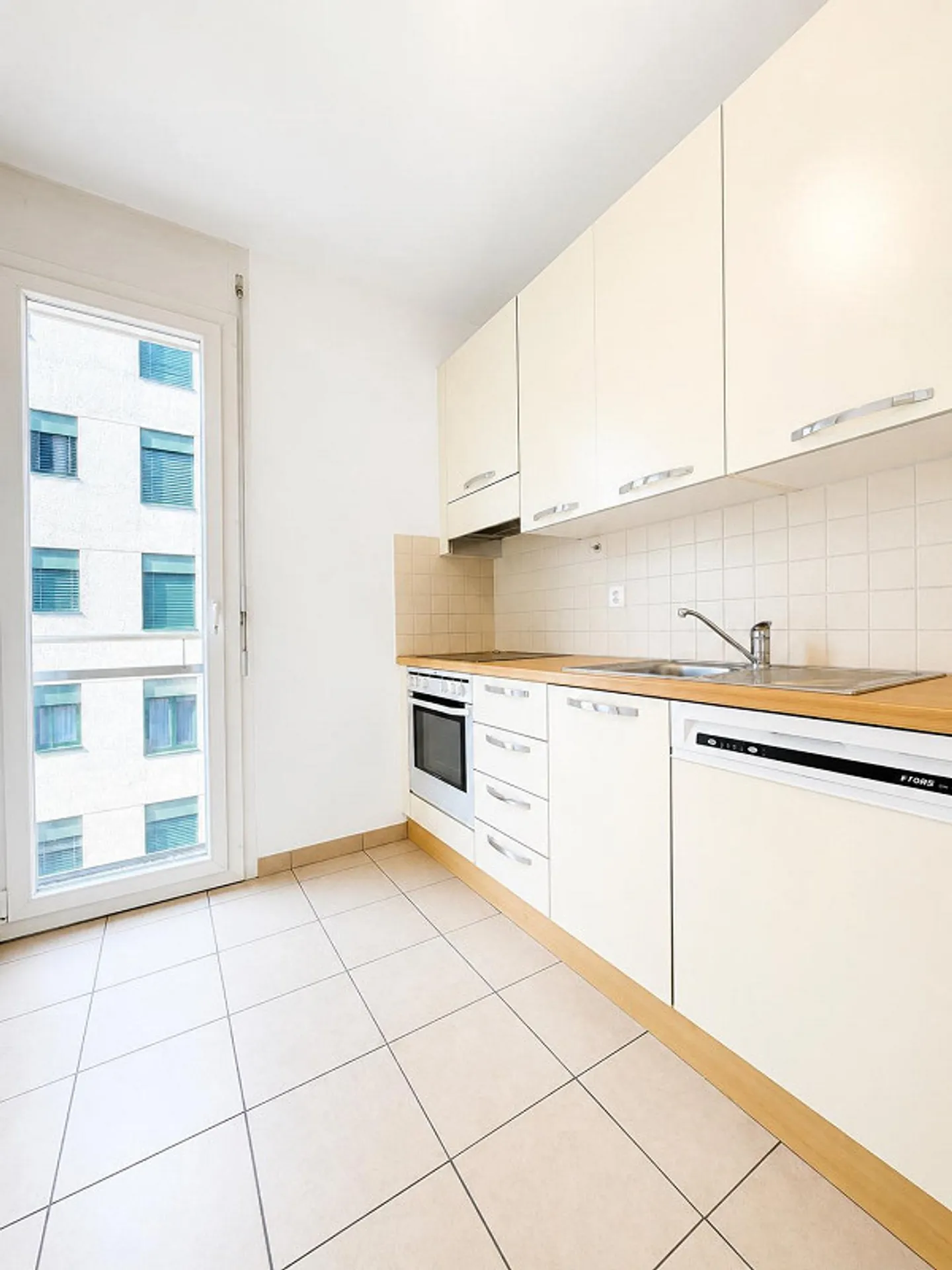 Lugano - Appartement 2.5 pièces - Photo 2 sur 5
