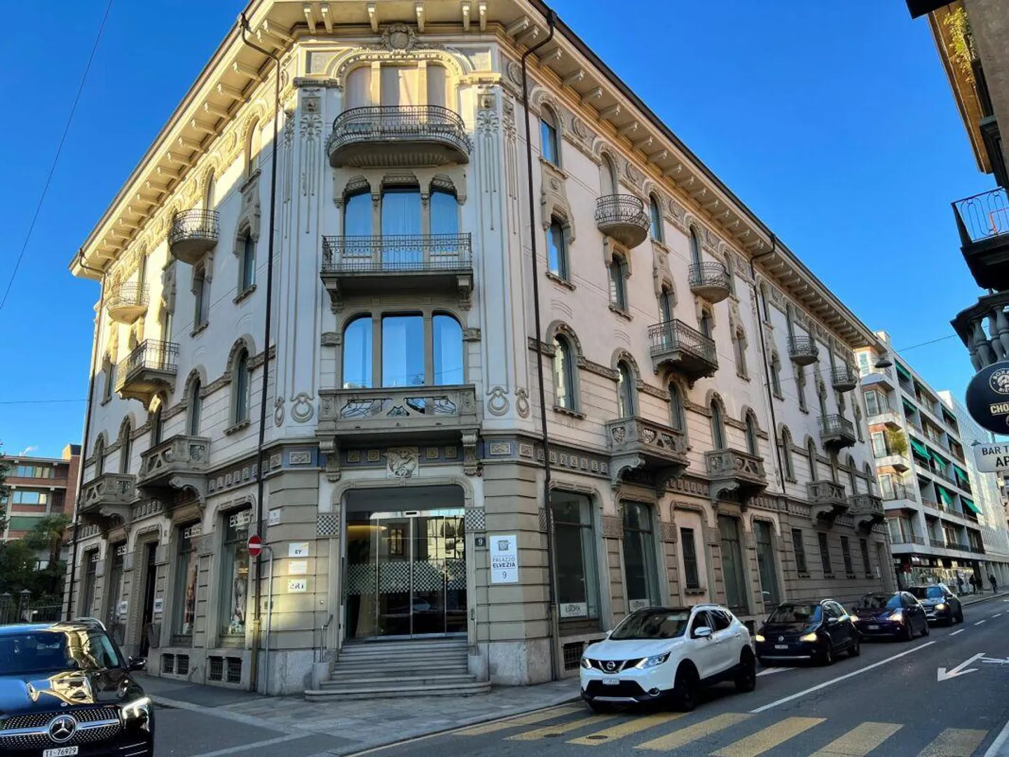 Office in city center - Photo 1 of 4
