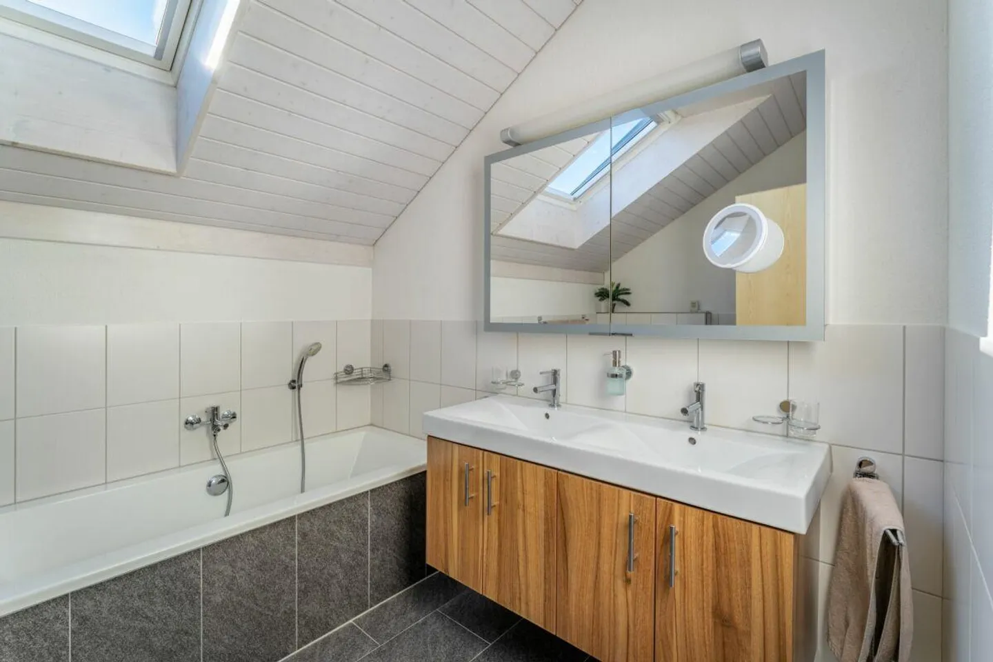 Maison familiale ensoleillée à Gislermatte - Photo 10 sur 12