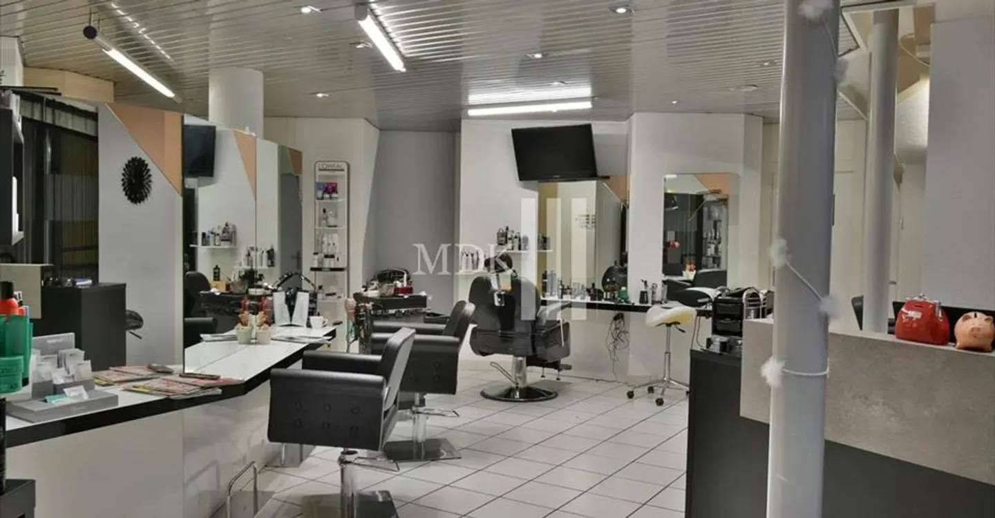 Geräumiger Gewerberaum in Monthey - Foto 8 von 8