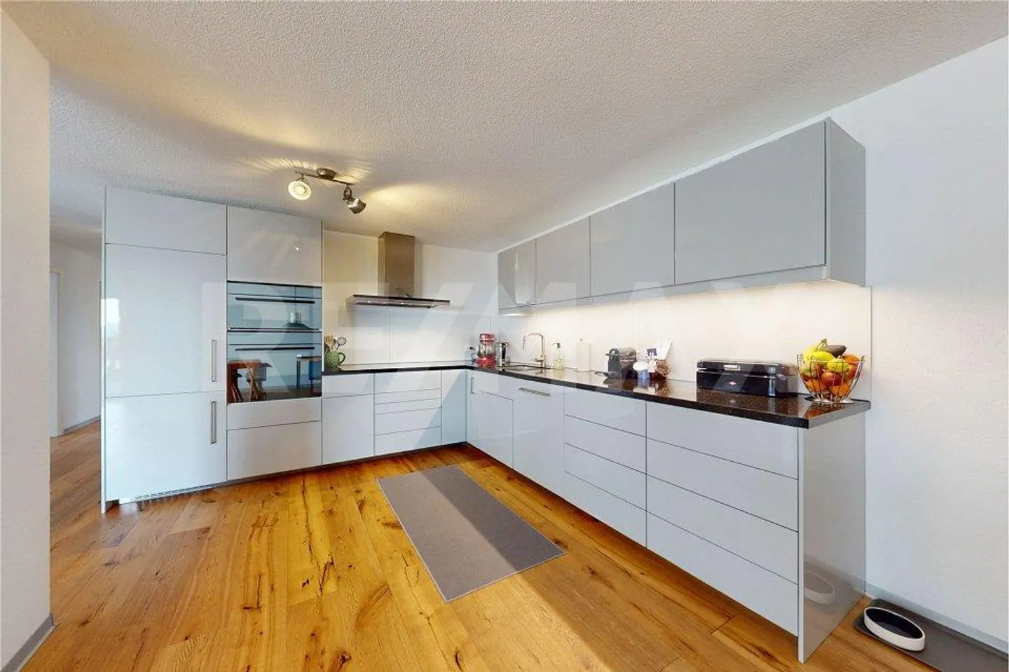 Modern 4½ Room Apartment with Expansion 2021 and 330m² Garden in Täuffelen - Photo 4 of 13