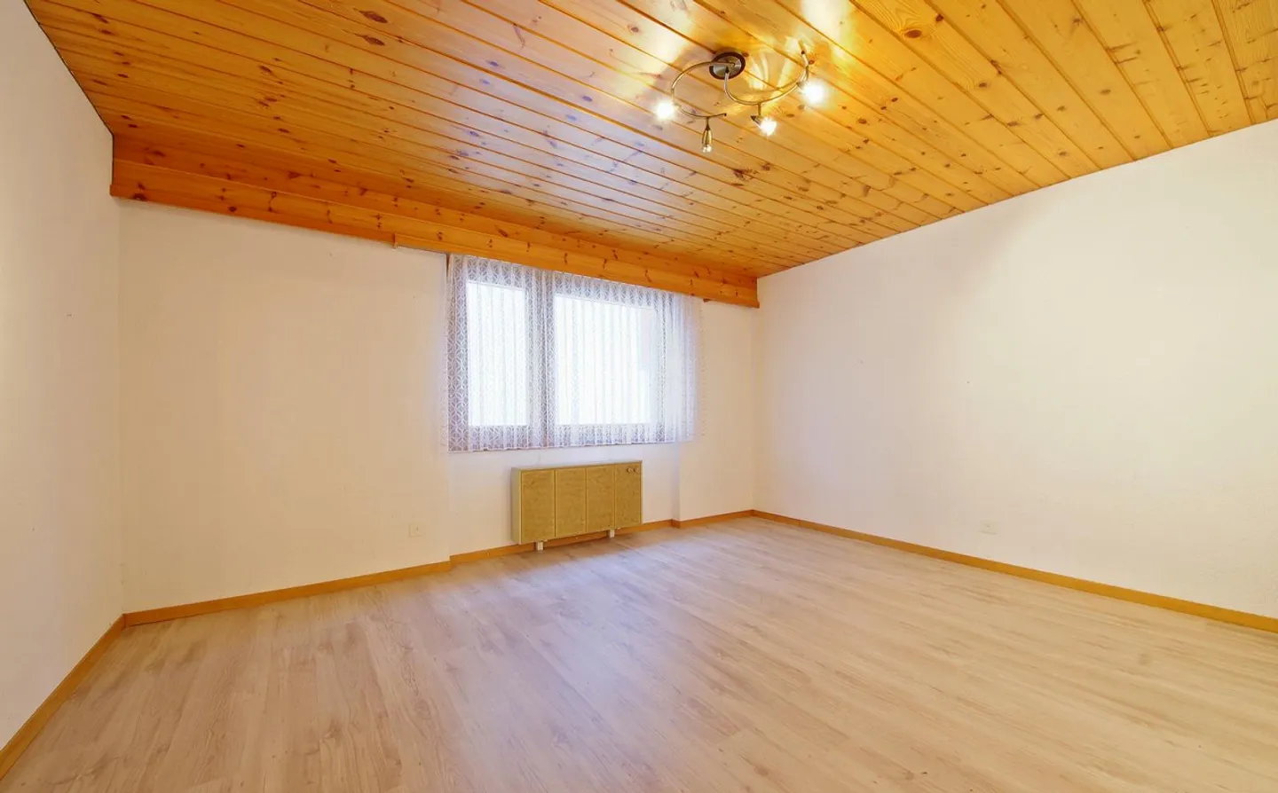 Casa unifamiliare di 7 1/2 stanze ad Andeer - Foto 9 di 17