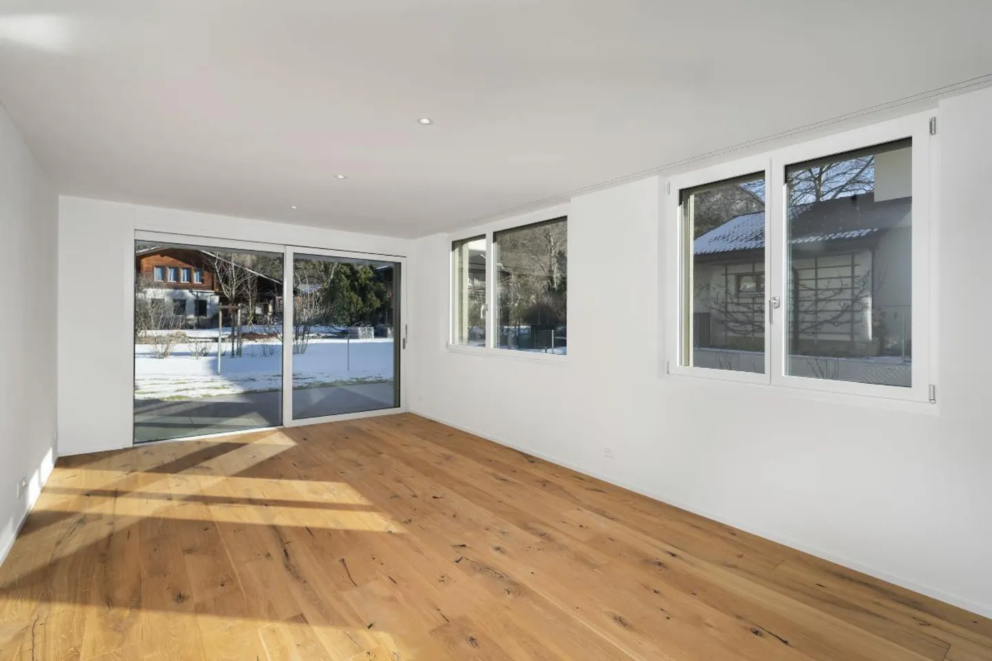 4.5 Room Apartment - Photo 1 of 5