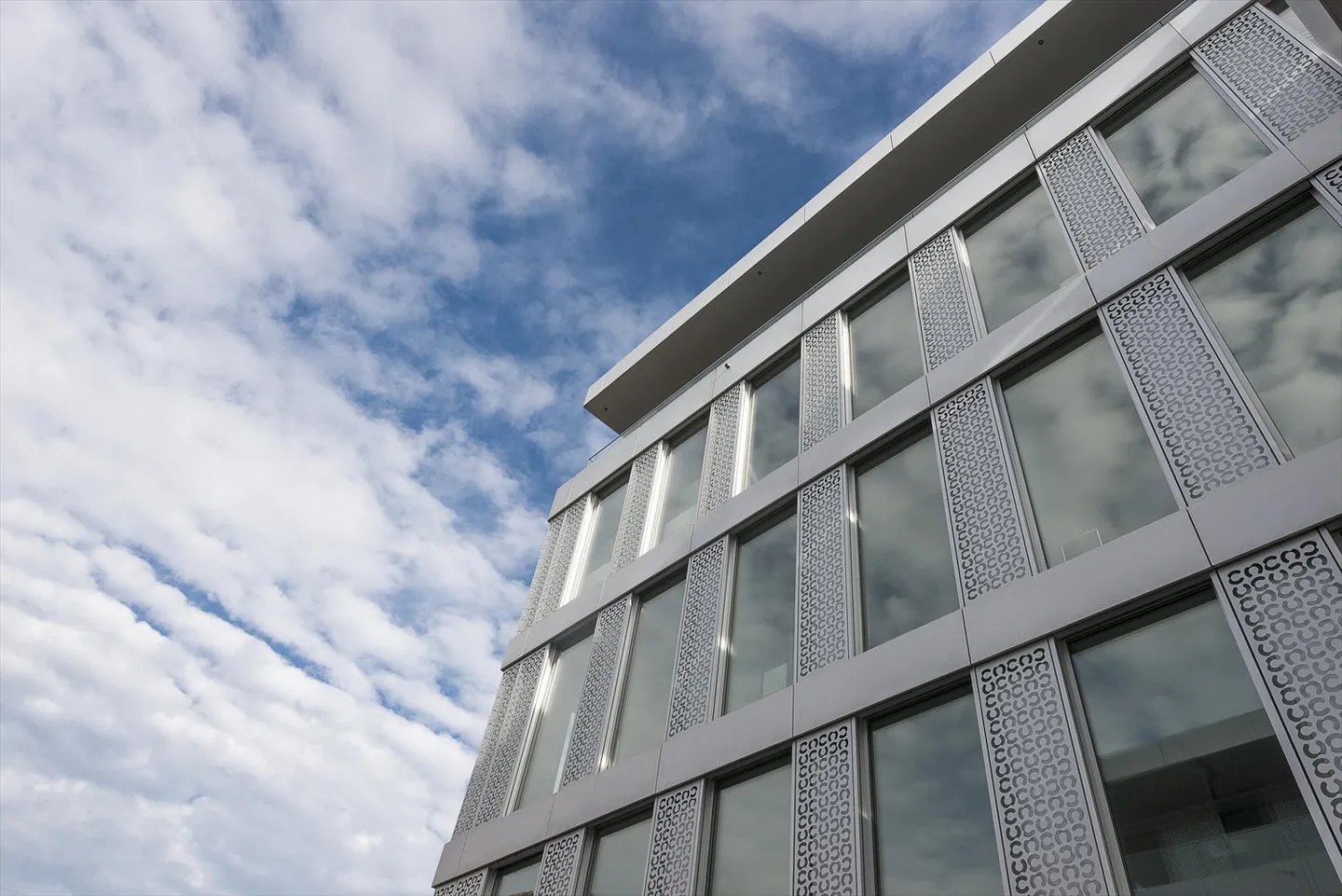 Office - Photo 2 of 8