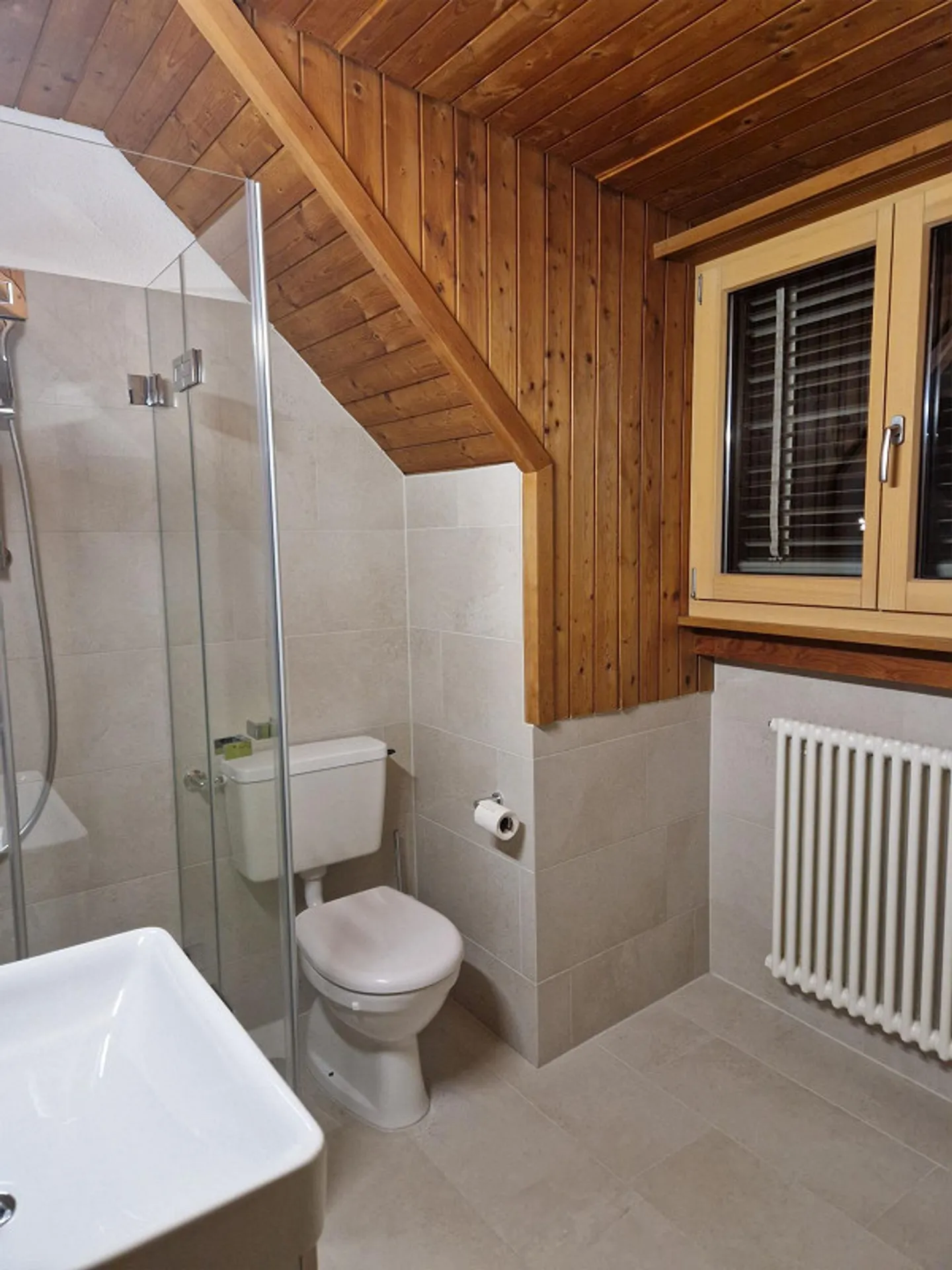 Appartement sous les combles 2.0 pièces au Château de Maienfeld - Photo 8 sur 9