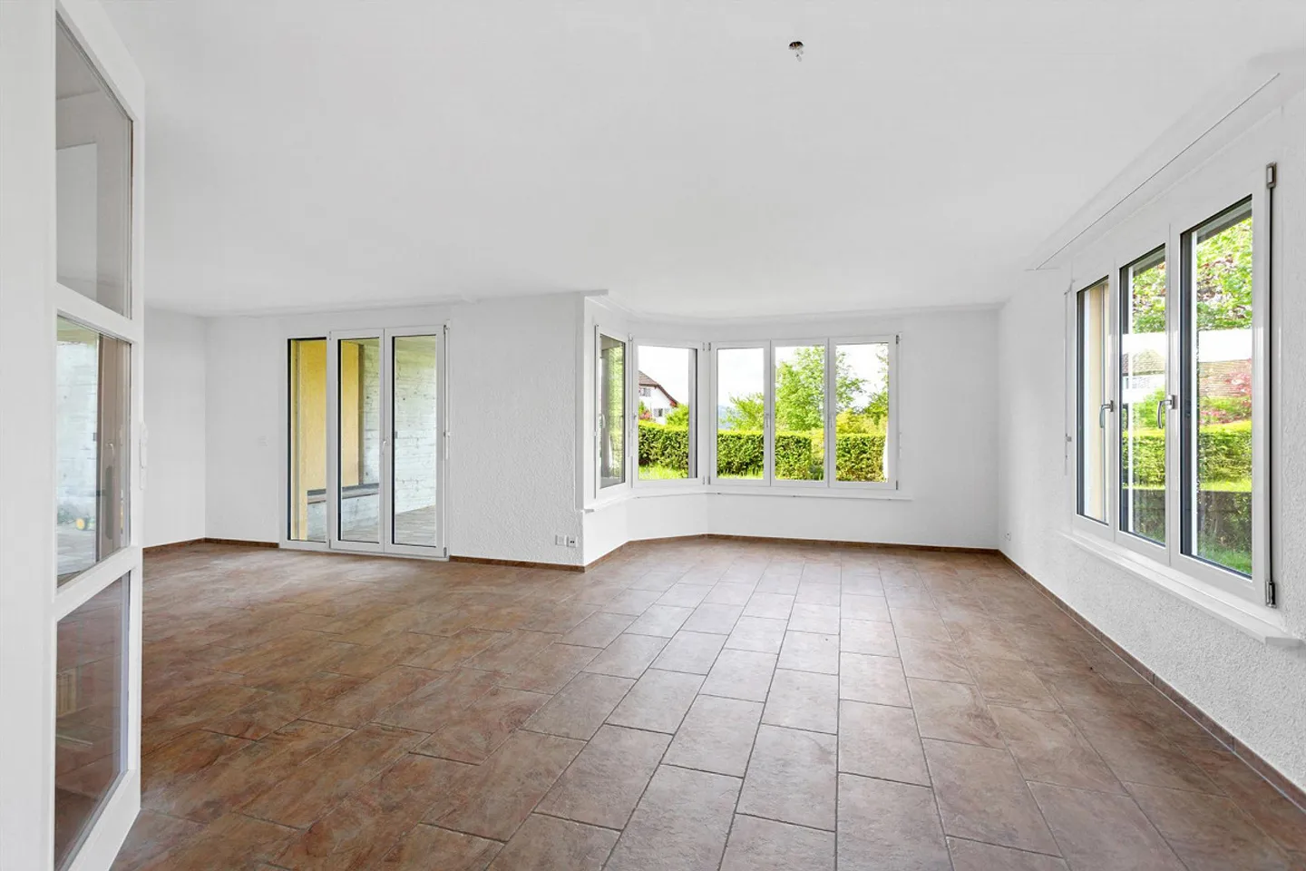 Semi-detached house with potential from December 1, 2025 on Ulrich - Photo 12 of 27